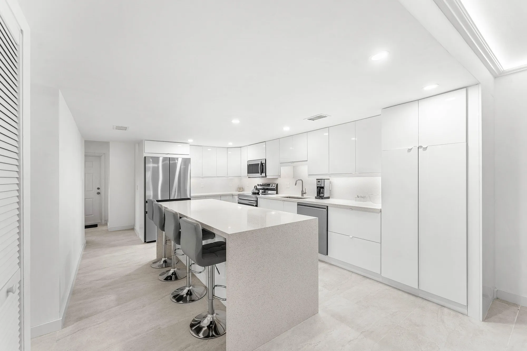 Property Slideshow image 7 of 41 | 10188 mangrove dr apt 103, Boynton Beach, FL, 33437