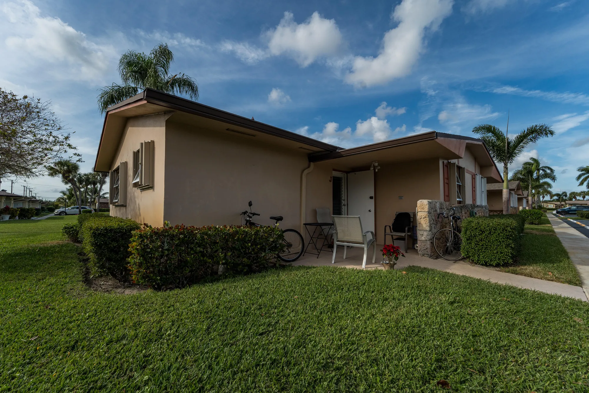 Property Slideshow image 1 of 26 | 2955 crosley dr w j, West Palm Beach, FL, 33415