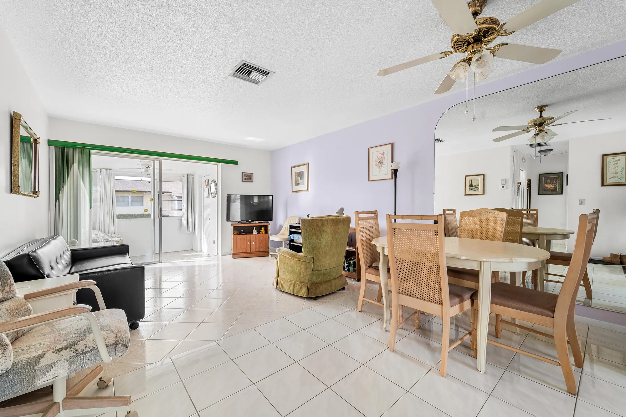 Property Slideshow image 4 of 26 | 2955 crosley dr w j, West Palm Beach, FL, 33415