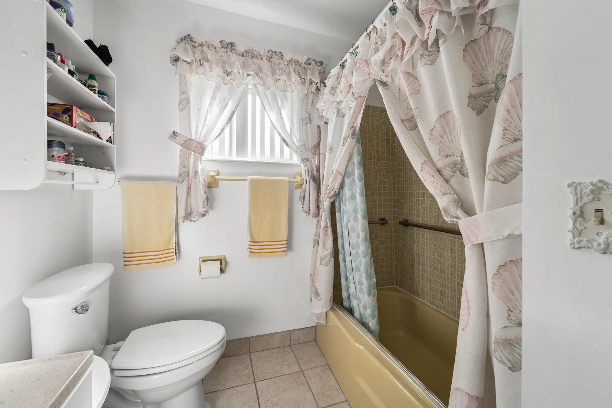 Property Slideshow image 15 of 26 | 2955 crosley dr w j, West Palm Beach, FL, 33415
