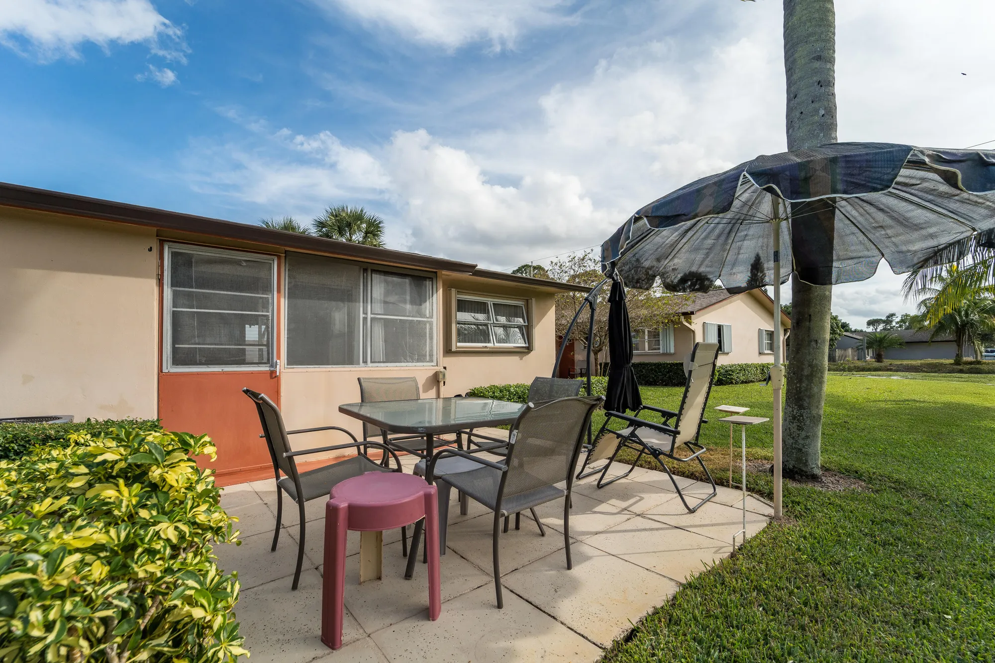 Property Slideshow image 19 of 26 | 2955 crosley dr w j, West Palm Beach, FL, 33415