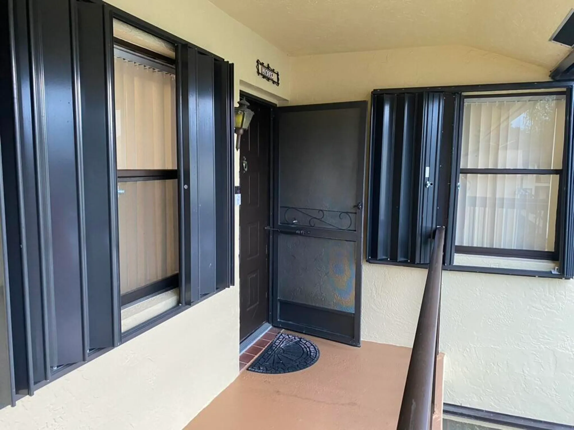 Property Slideshow image 17 of 20 | 4711 lucerne lakes blvd 204, Lake Worth, FL, 33467