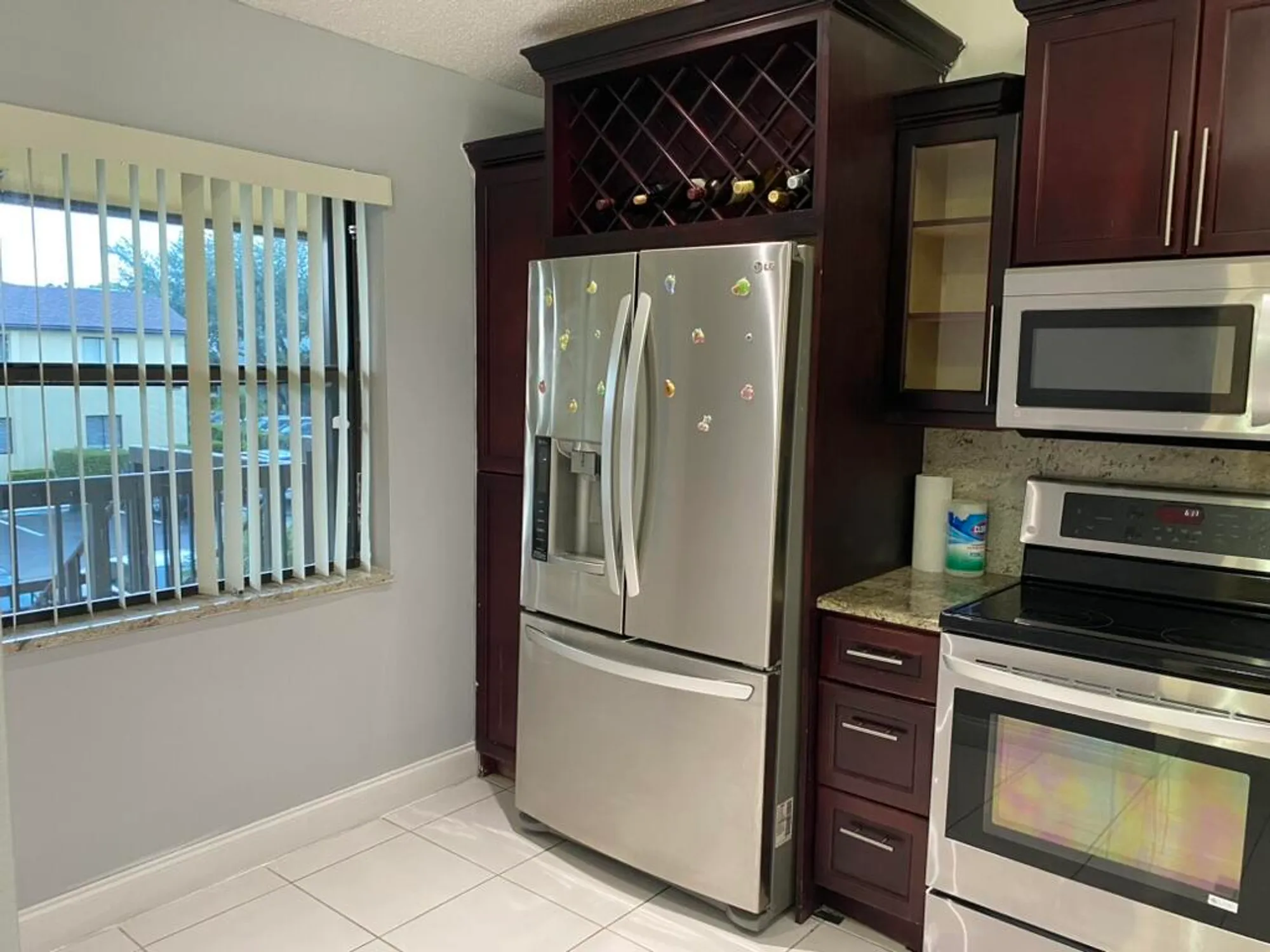 Property Slideshow image 4 of 20 | 4711 lucerne lakes blvd 204, Lake Worth, FL, 33467