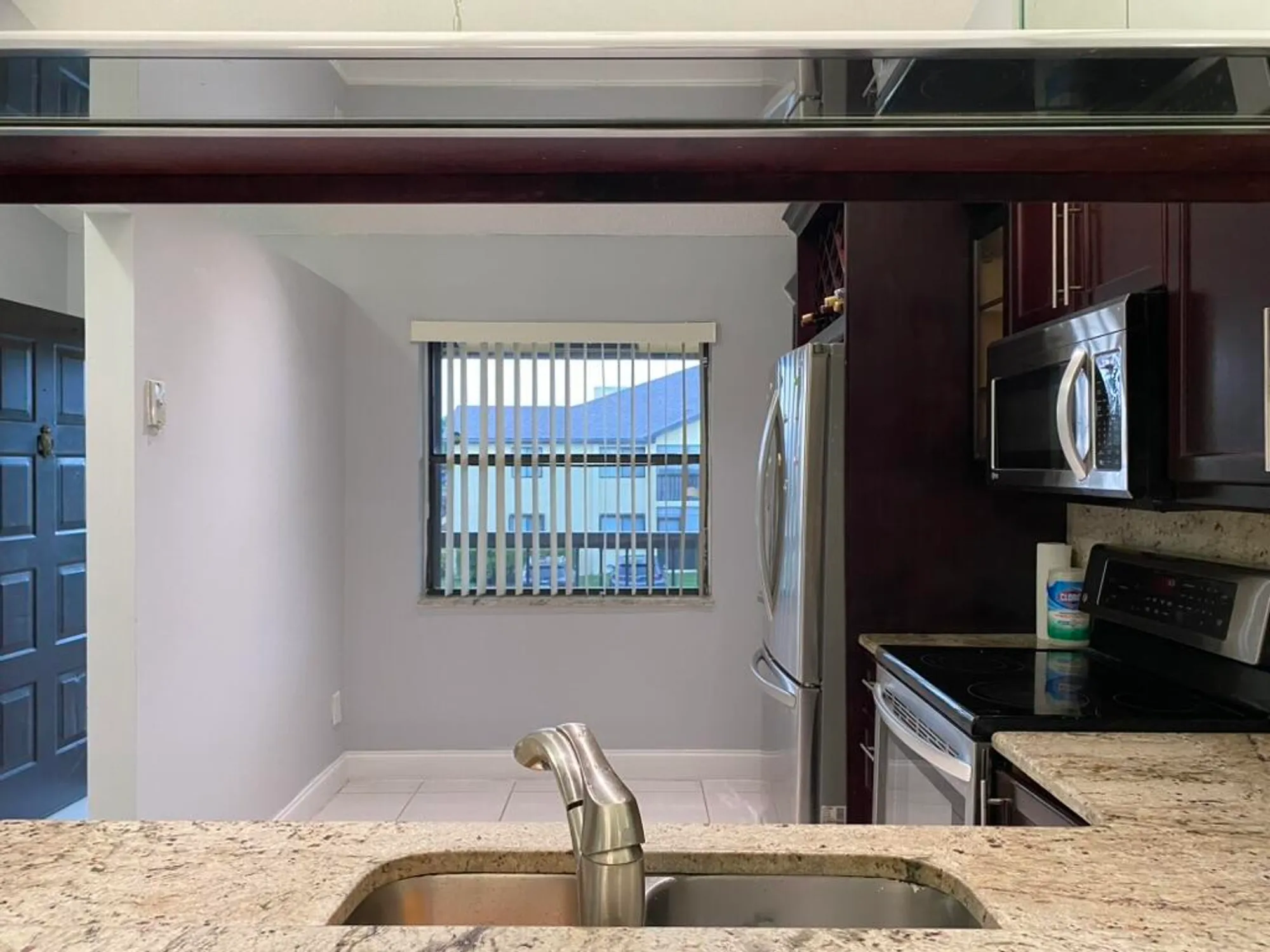 Property Slideshow image 7 of 20 | 4711 lucerne lakes blvd 204, Lake Worth, FL, 33467