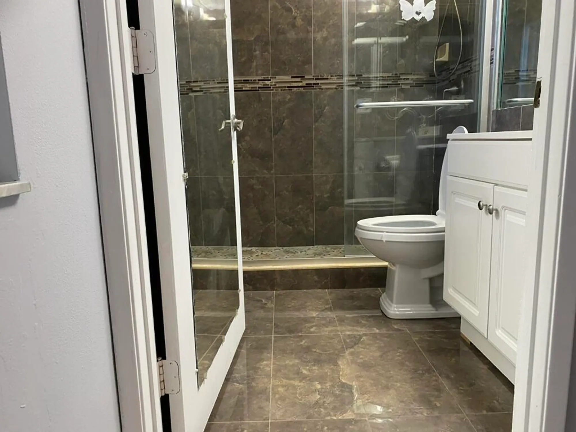 Property Slideshow image 12 of 20 | 4711 lucerne lakes blvd 204, Lake Worth, FL, 33467