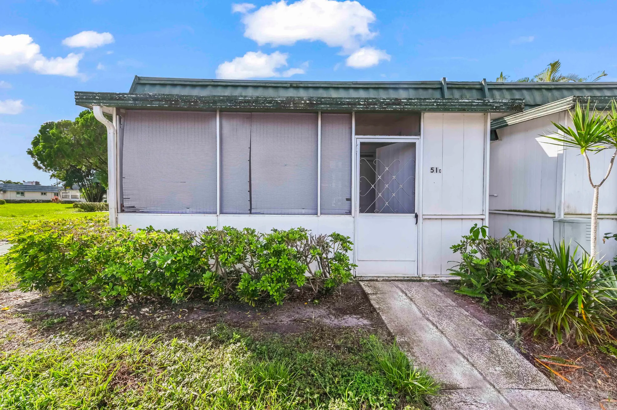 Property Slideshow image 18 of 32 | 51 waterford c c, Delray Beach, FL, 33446