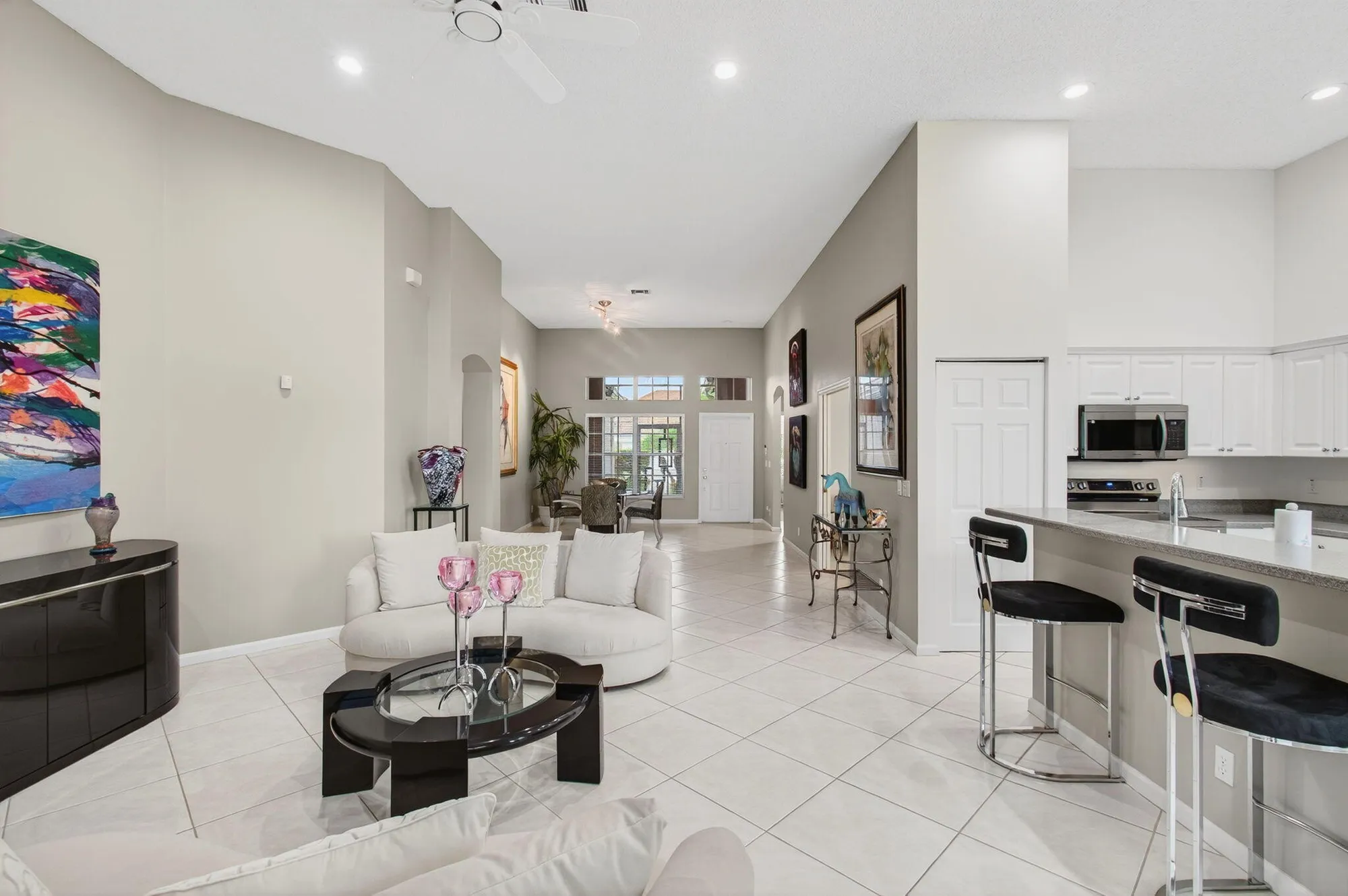 Property Slideshow image 11 of 105 | 6886 swansea ln, Boynton Beach, FL, 33472