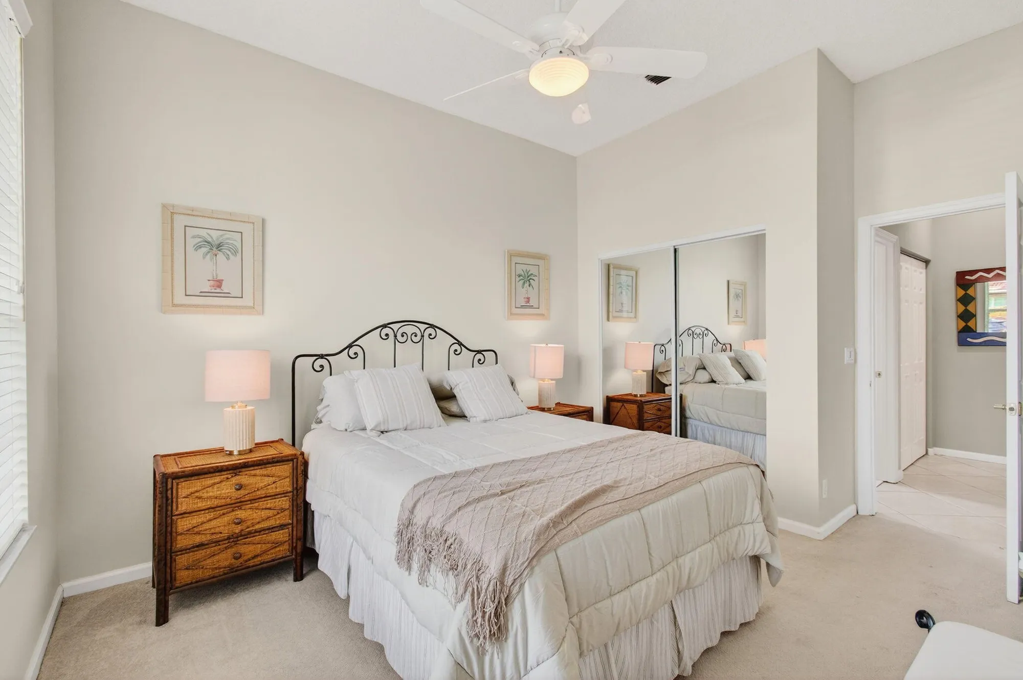 Property Slideshow image 34 of 105 | 6886 swansea ln, Boynton Beach, FL, 33472