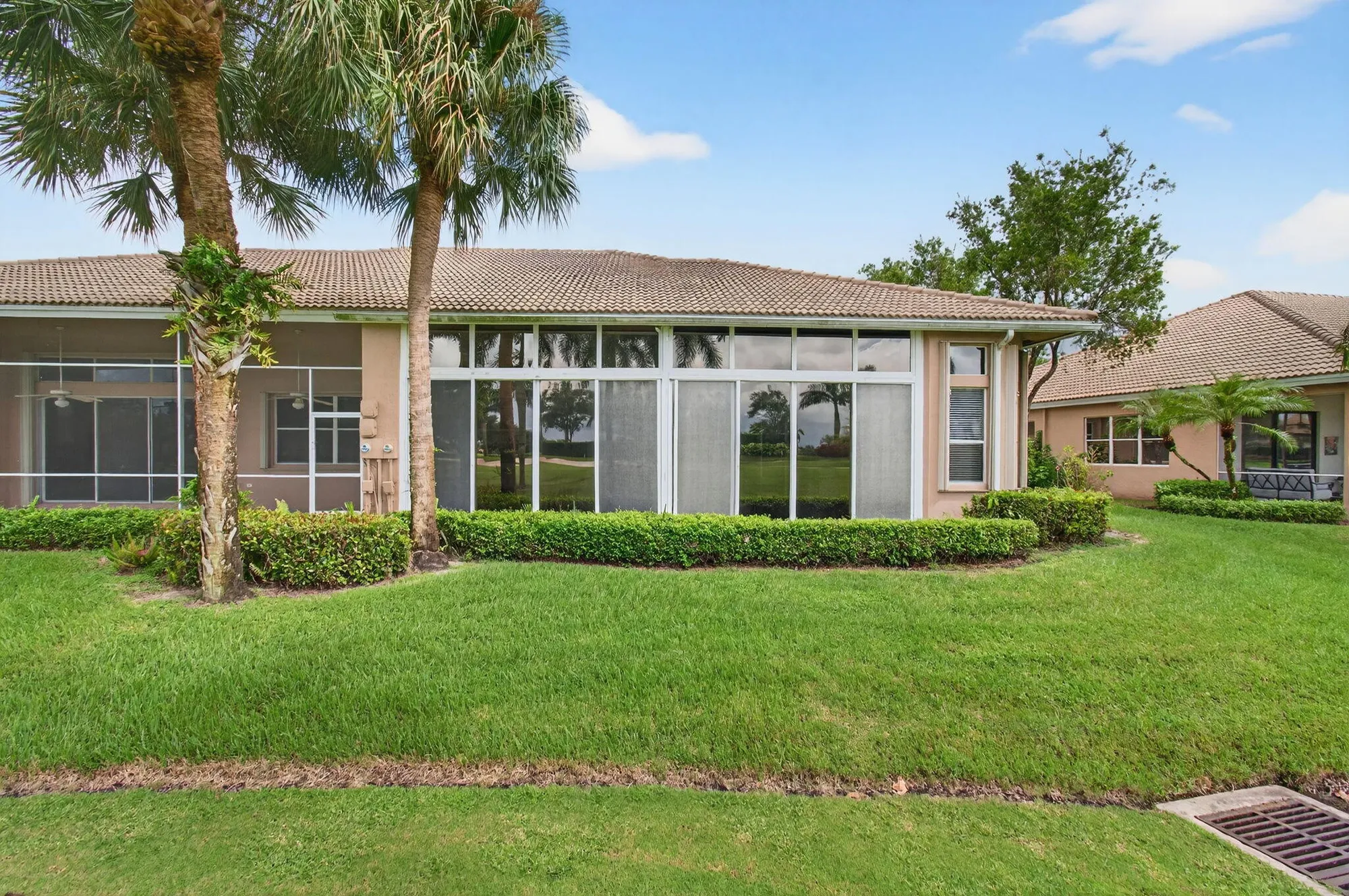 Property Slideshow image 45 of 105 | 6886 swansea ln, Boynton Beach, FL, 33472