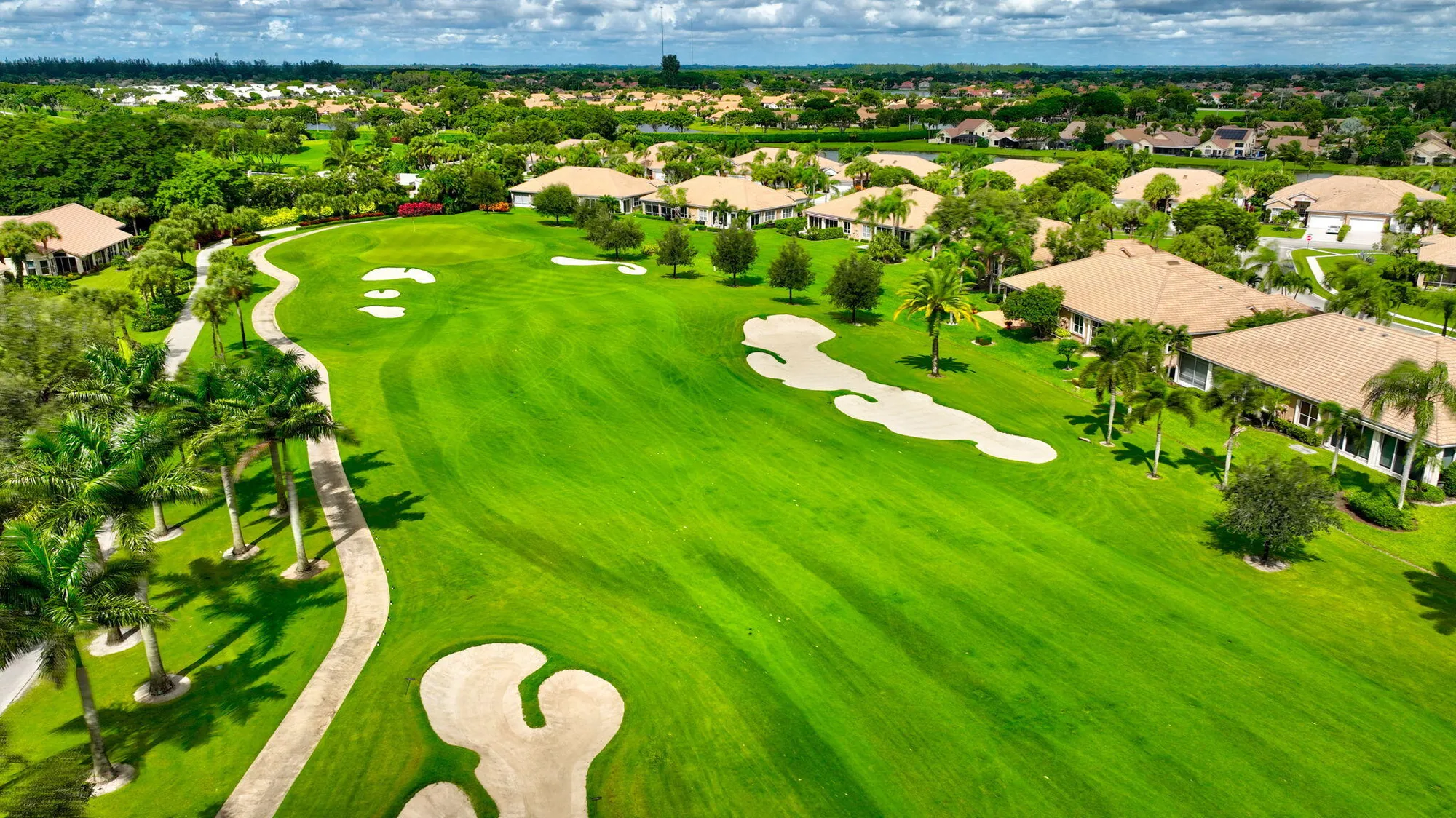 Property Slideshow image 58 of 105 | 6886 swansea ln, Boynton Beach, FL, 33472