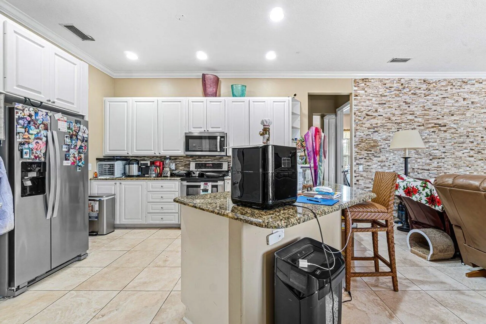 Property Slideshow image 11 of 69 | 7580 red river rd, West Palm Beach, FL, 33411