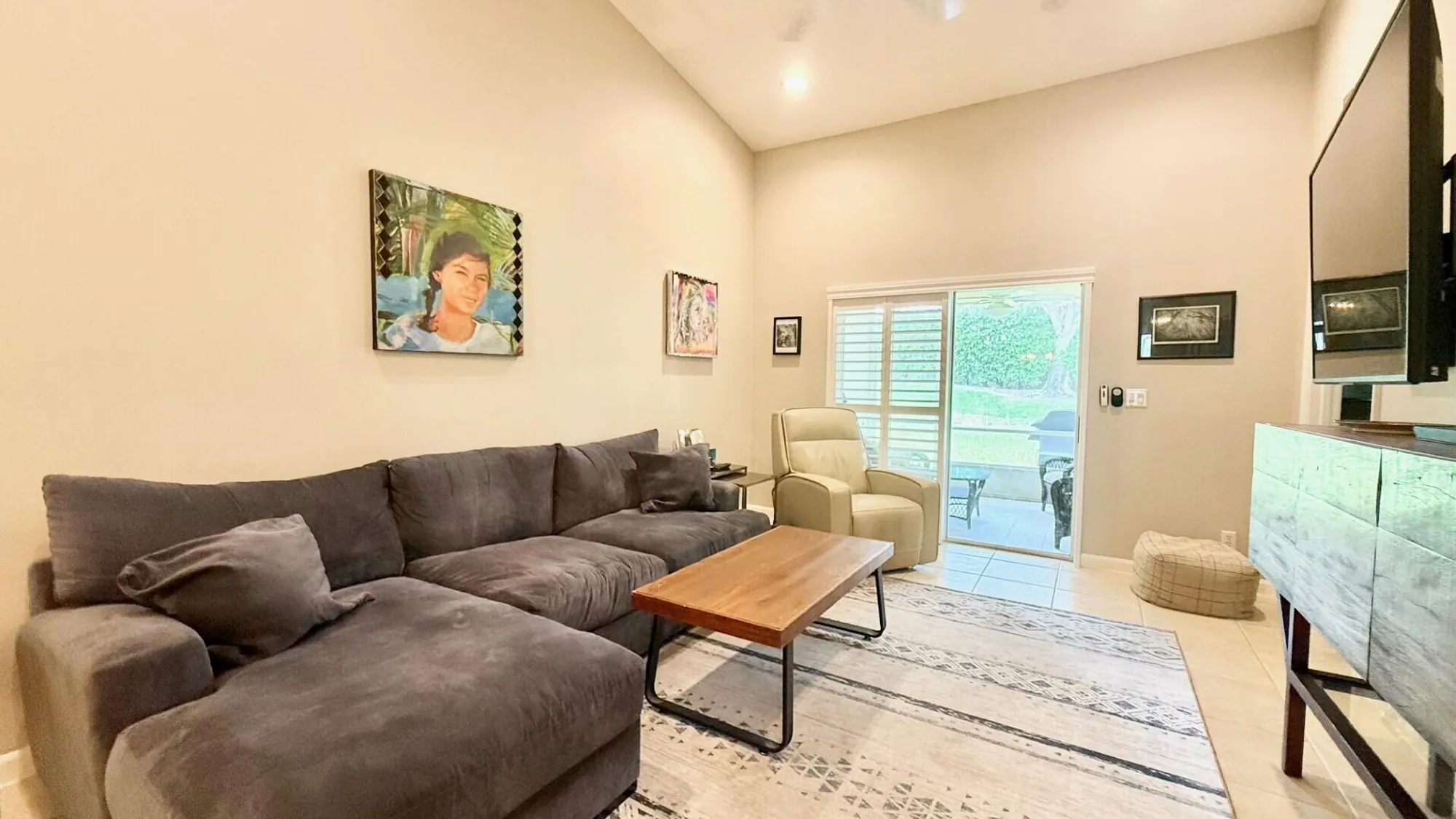 Property Slideshow image 8 of 16 | 9905 galleon dr, West Palm Beach, FL, 33411