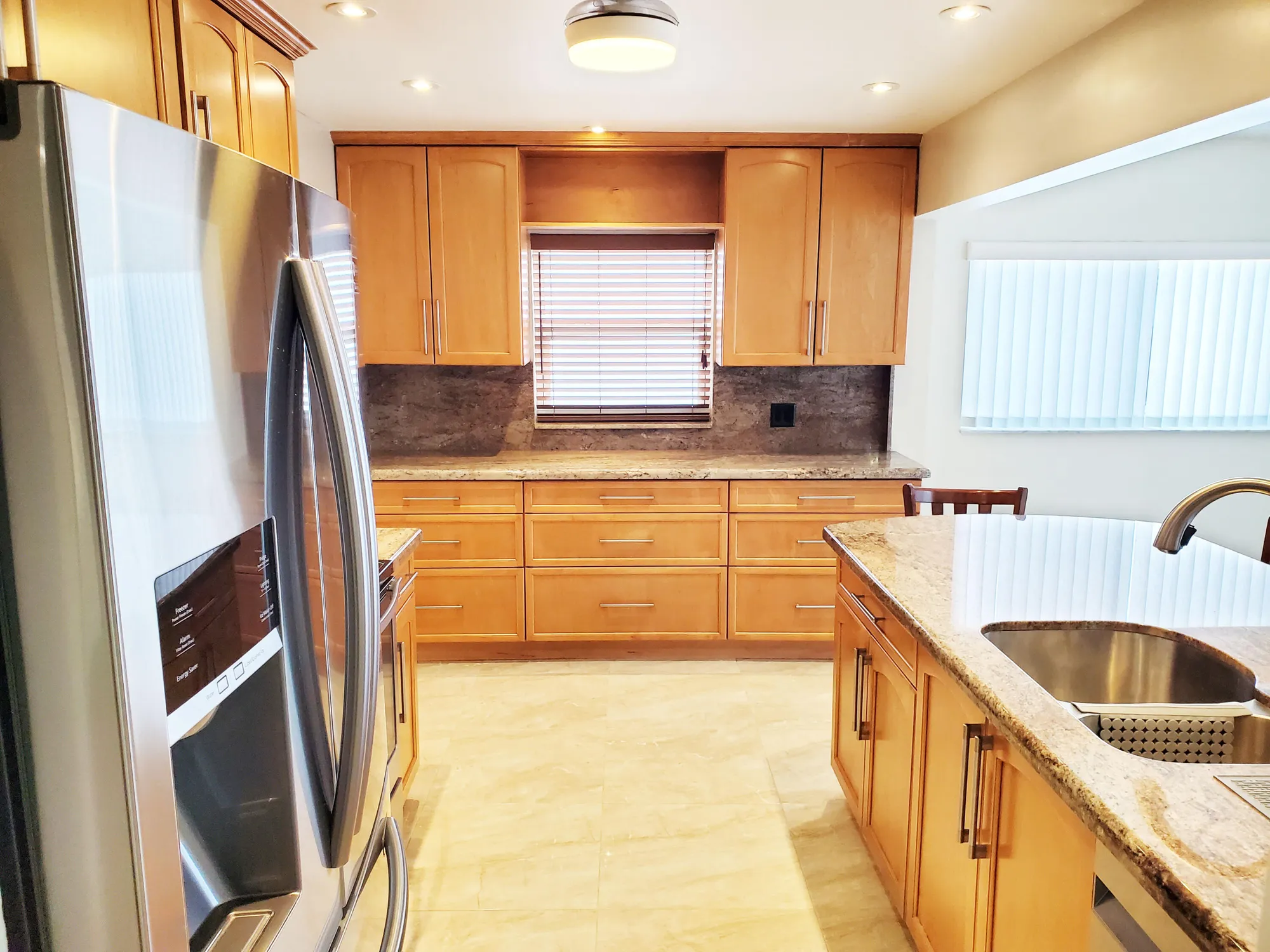 Property Slideshow image 4 of 30 | 2012 sw 17th ave, Boynton Beach, FL, 33426