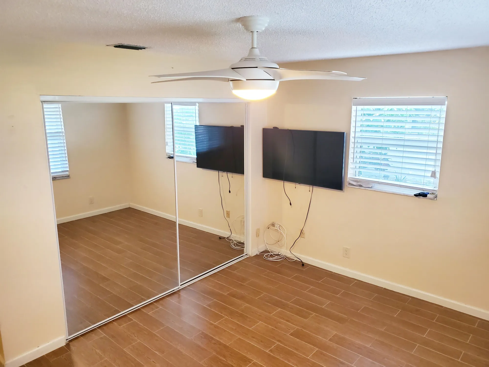 Property Slideshow image 26 of 30 | 2012 sw 17th ave, Boynton Beach, FL, 33426