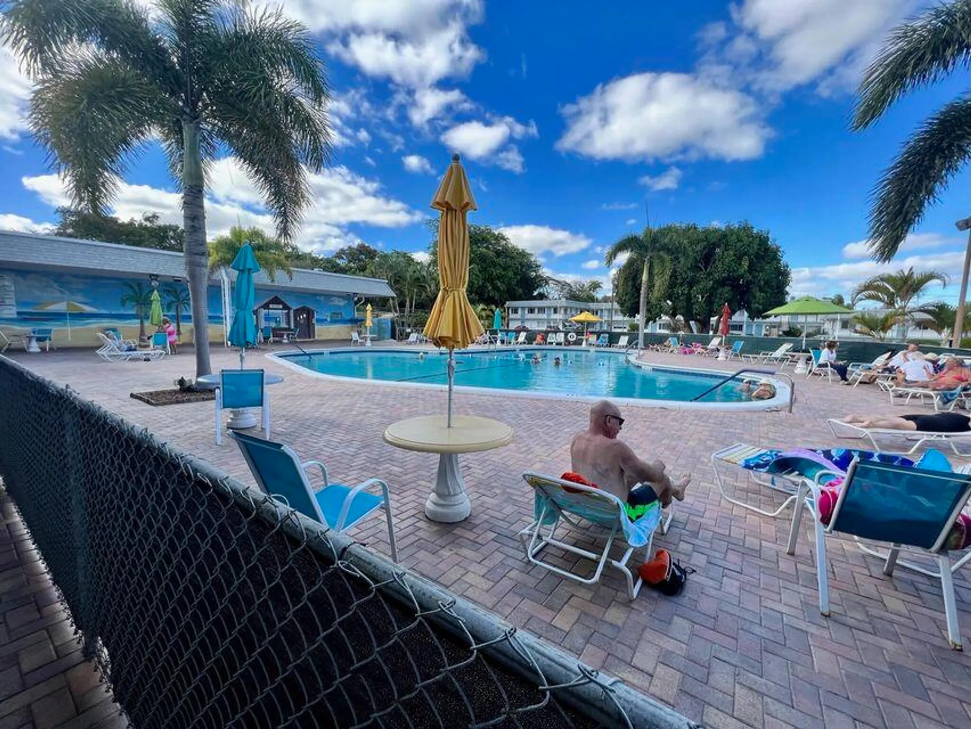Property Slideshow image 28 of 28 | 2920 lake osborne dr 103, Lake Worth Beach, FL, 33461
