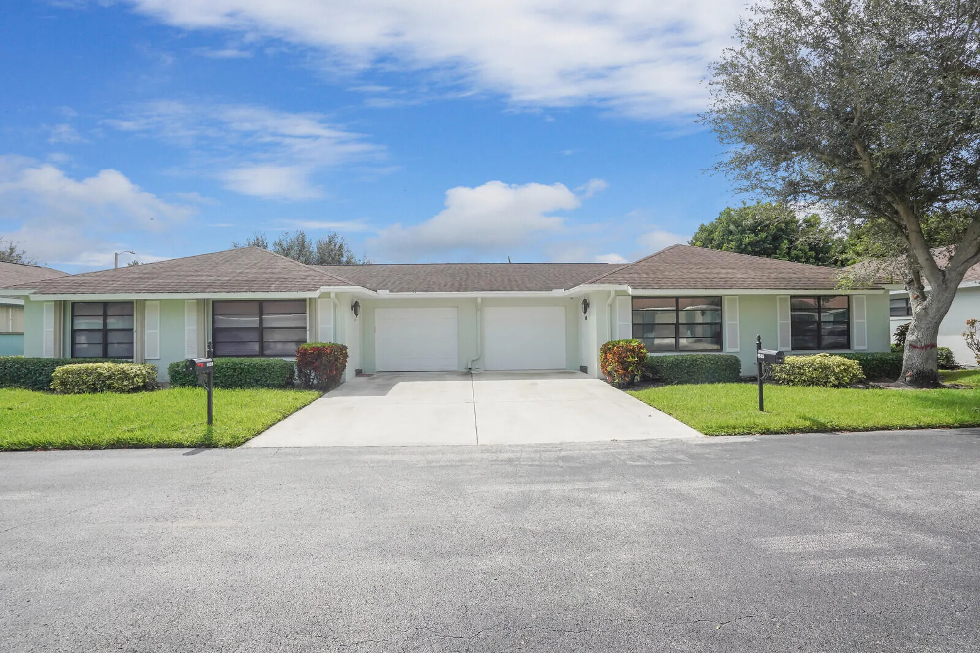 Property Slideshow image 1 of 32 | 9885 orchid tree trl b, Boynton Beach, FL, 33436