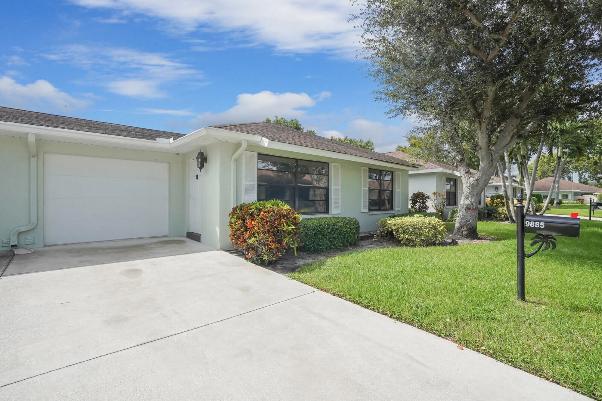 Property Slideshow image 2 of 32 | 9885 orchid tree trl b, Boynton Beach, FL, 33436