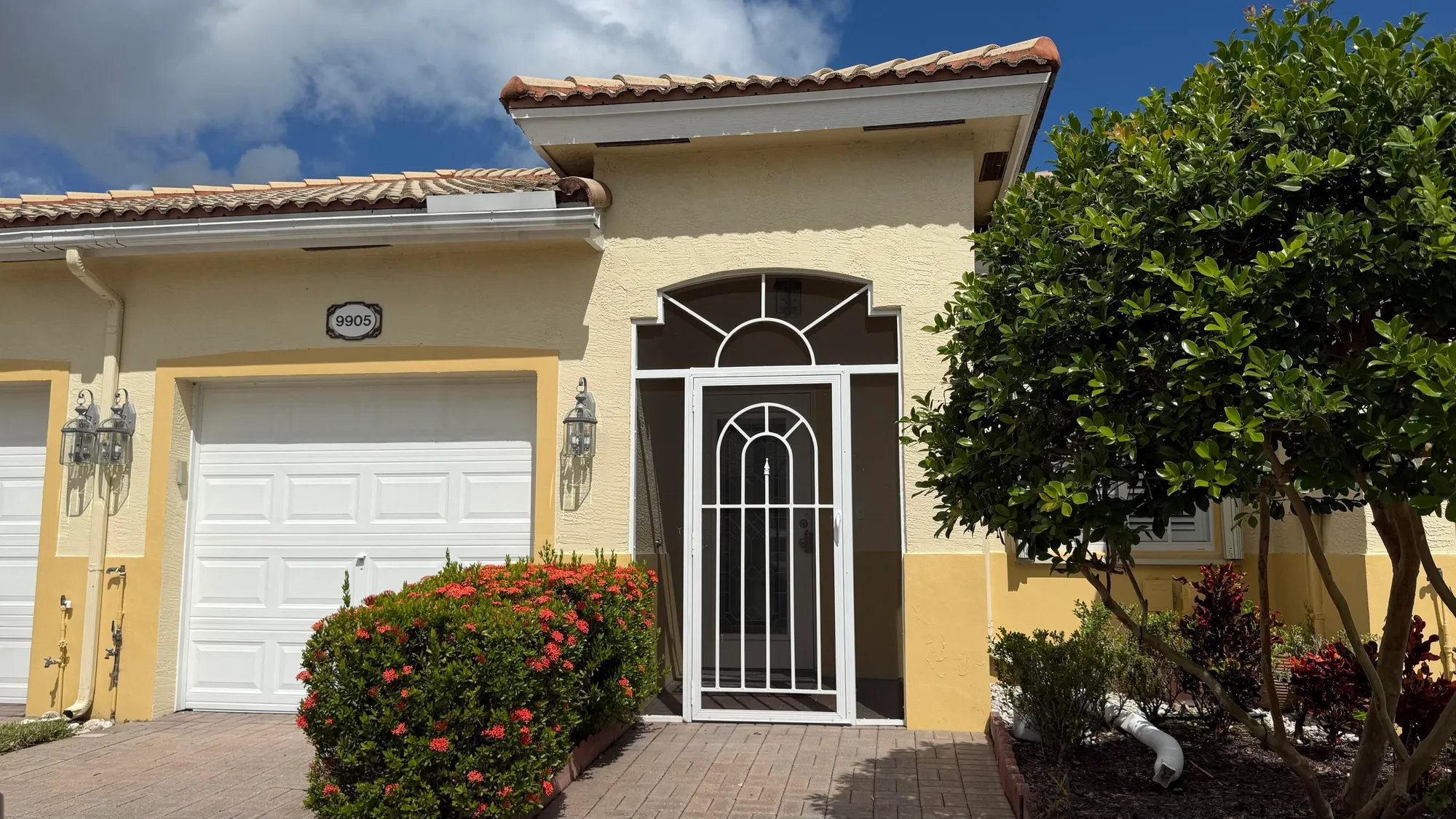 Property Slideshow image 1 of 16 | 9905 galleon dr, West Palm Beach, FL, 33411