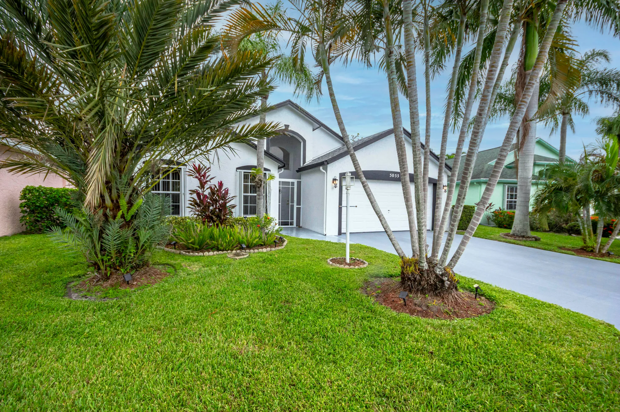 Property Slideshow image 4 of 38 | 5055 robino cir, West Palm Beach, FL, 33417