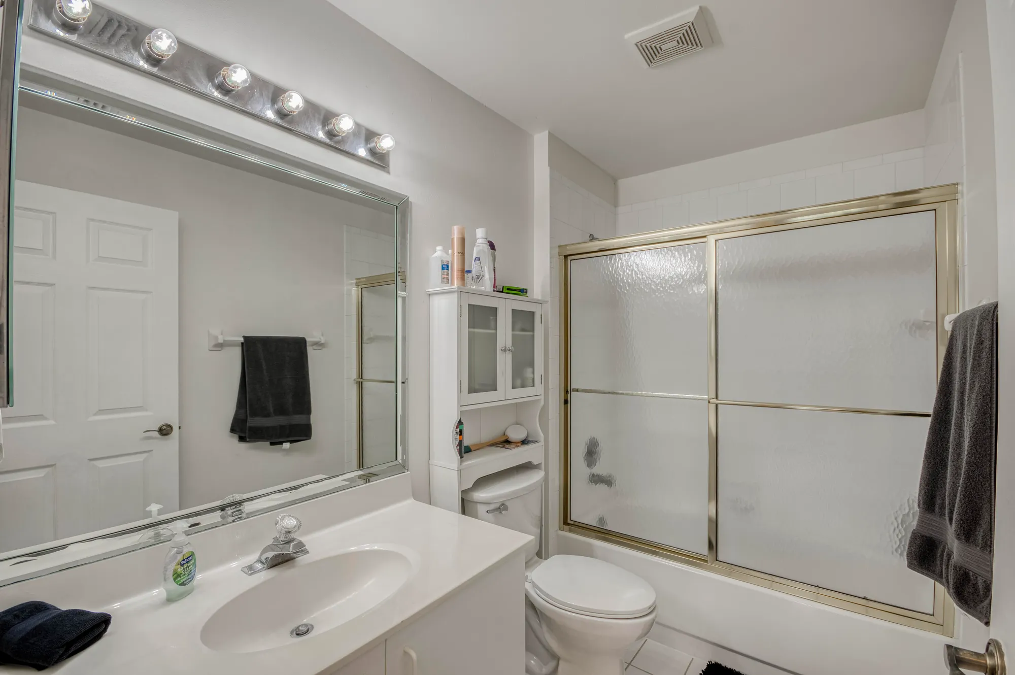 Property Slideshow image 20 of 38 | 5055 robino cir, West Palm Beach, FL, 33417