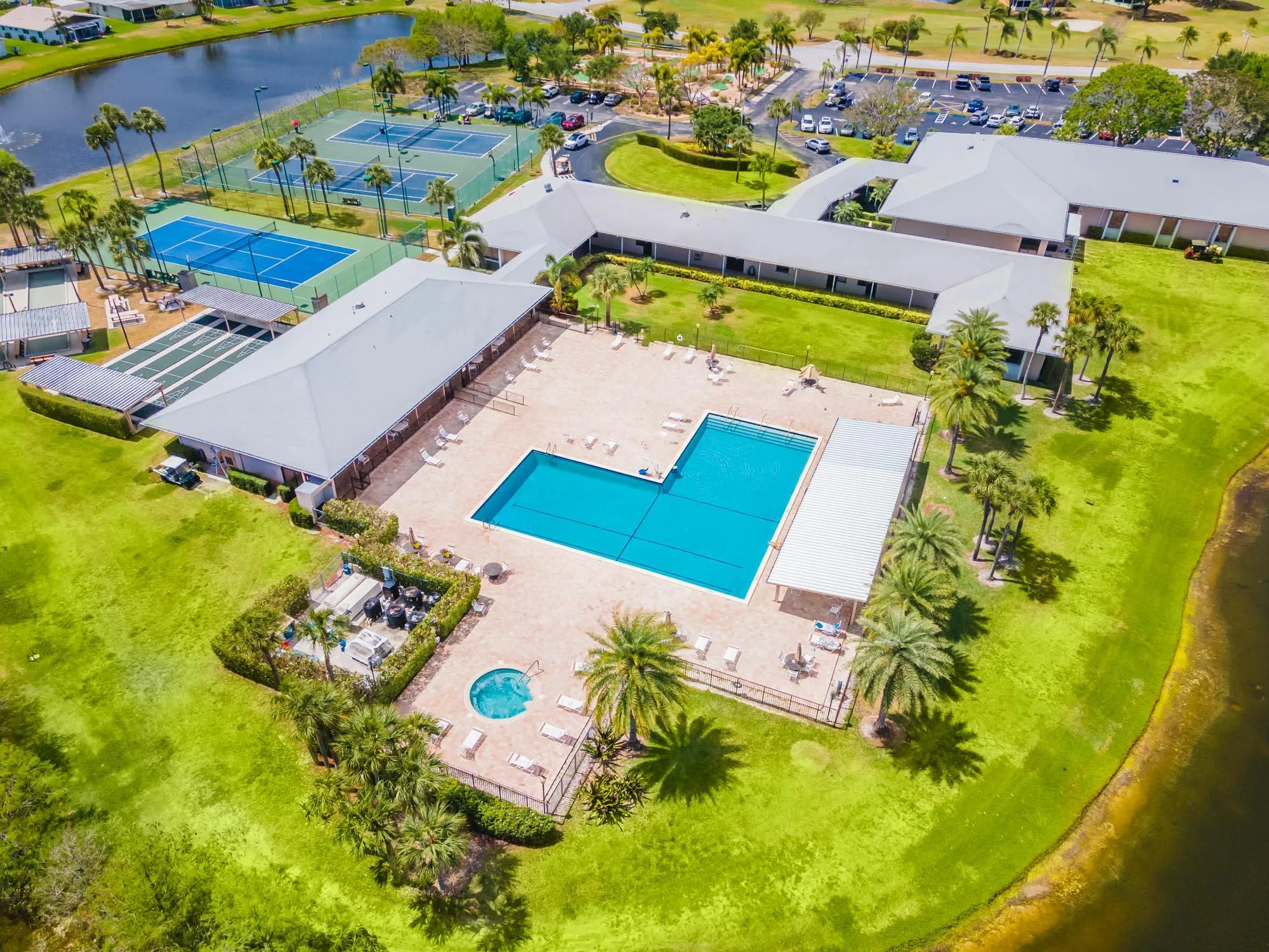 Property Slideshow image 33 of 38 | 5055 robino cir, West Palm Beach, FL, 33417