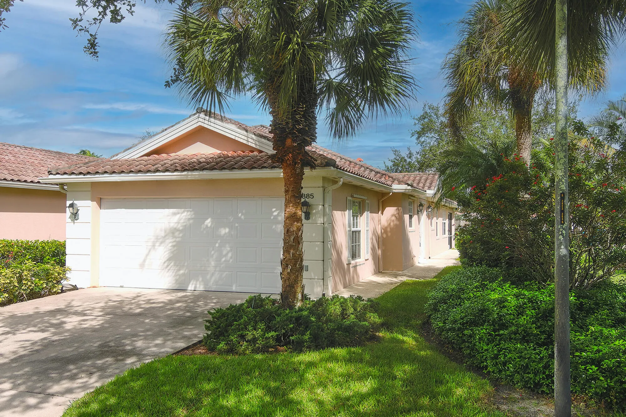 Property Slideshow image 21 of 59 | 7885 olympia dr, West Palm Beach, FL, 33411