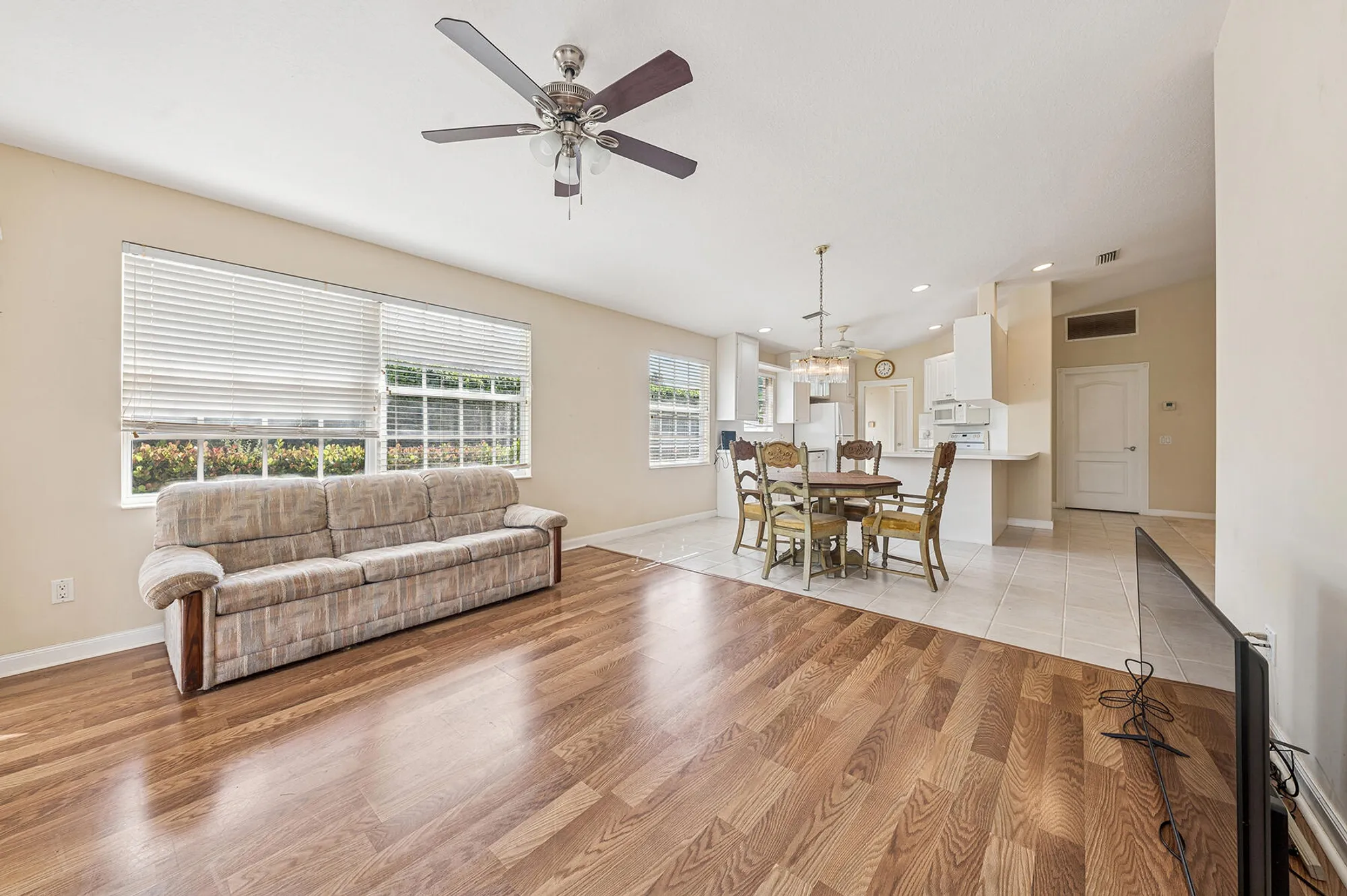 Property Slideshow image 11 of 59 | 7885 olympia dr, West Palm Beach, FL, 33411
