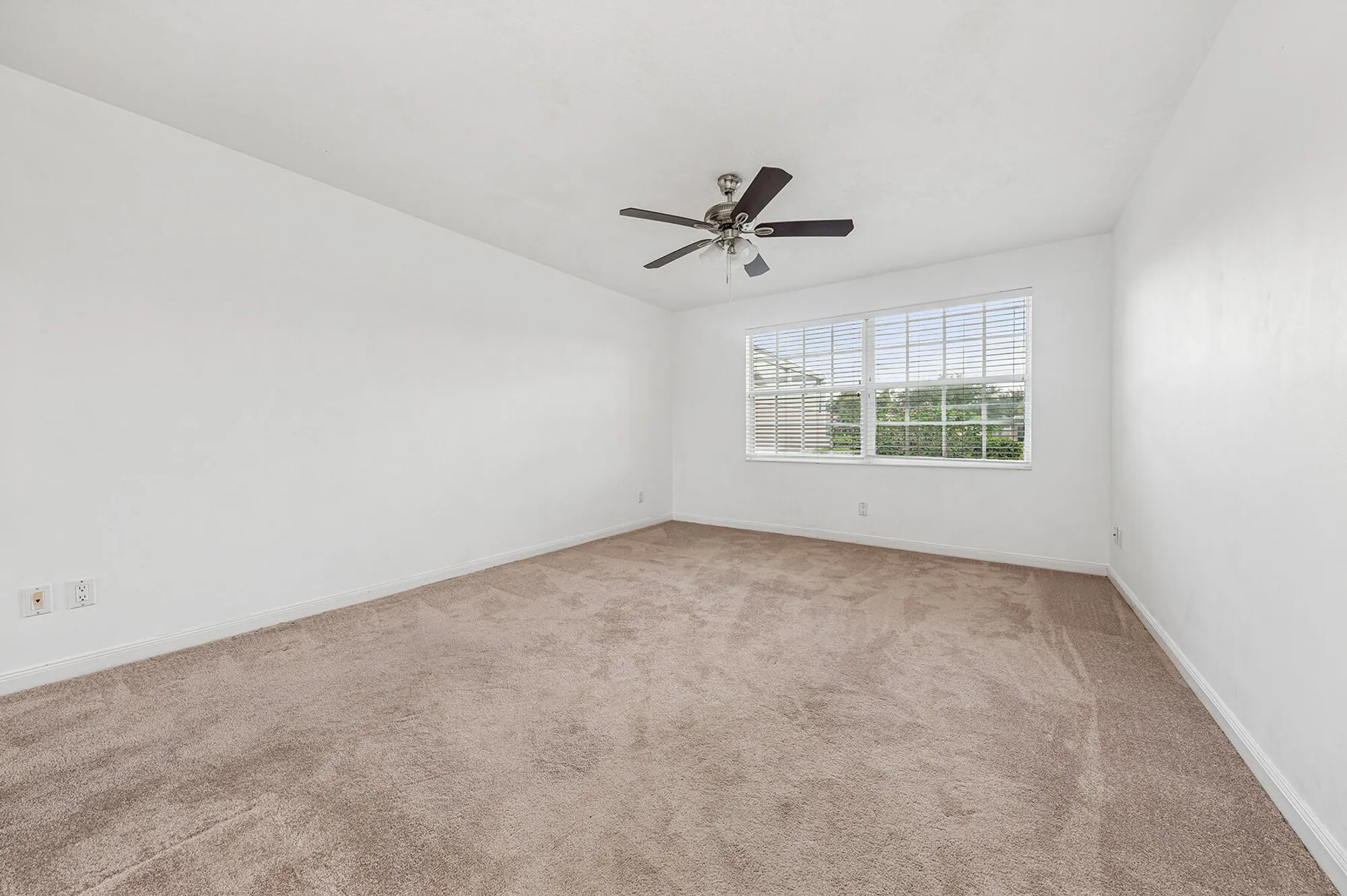 Property Slideshow image 12 of 59 | 7885 olympia dr, West Palm Beach, FL, 33411