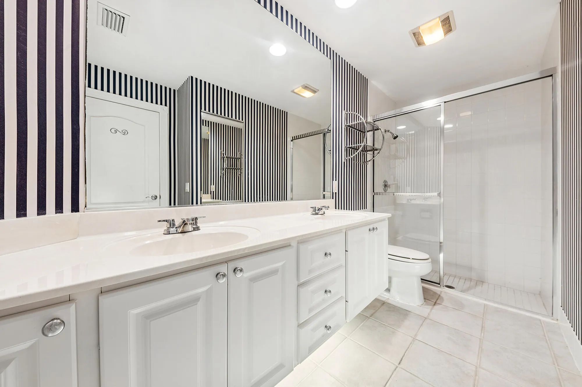 Property Slideshow image 13 of 59 | 7885 olympia dr, West Palm Beach, FL, 33411