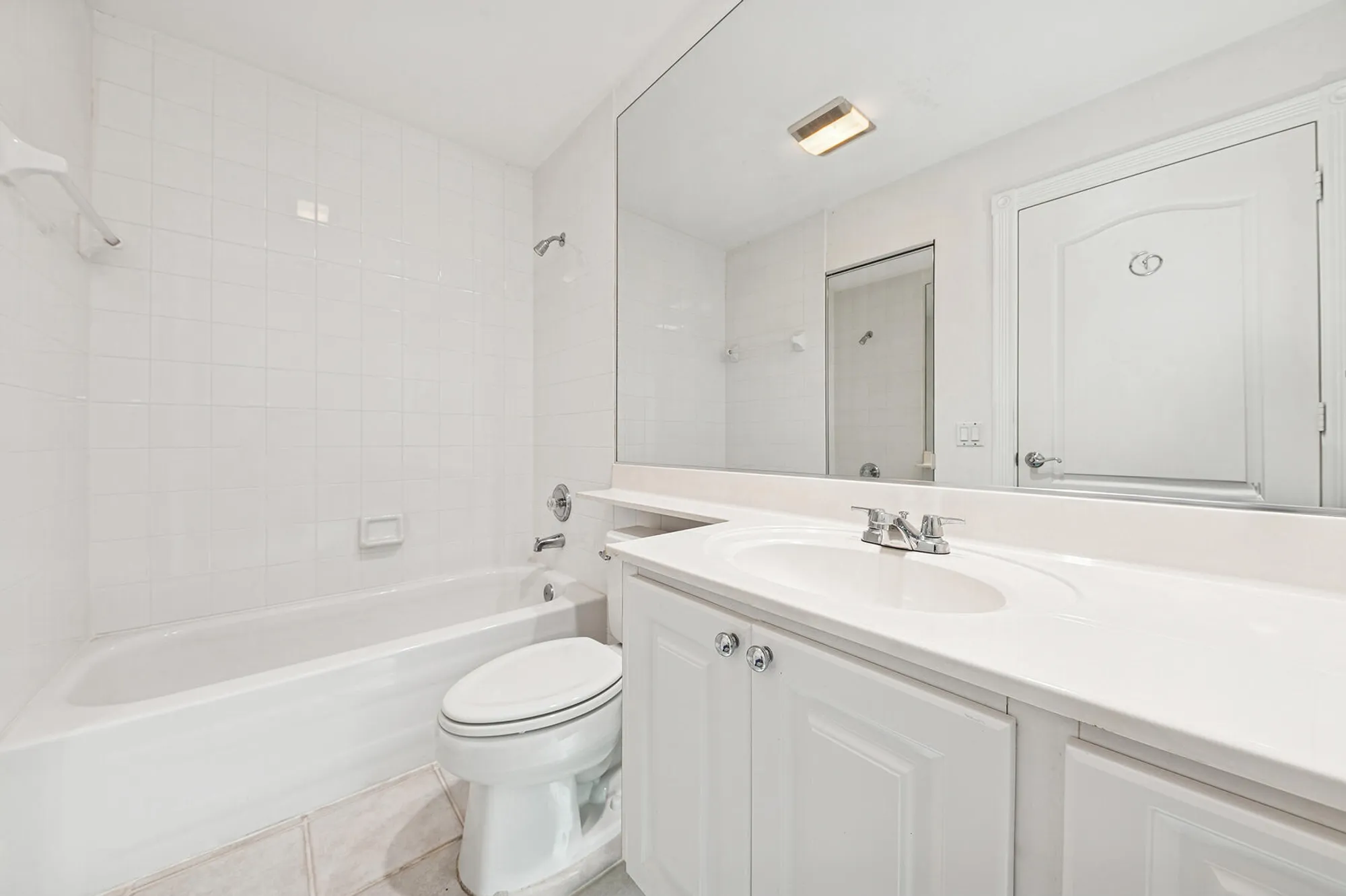 Property Slideshow image 15 of 59 | 7885 olympia dr, West Palm Beach, FL, 33411