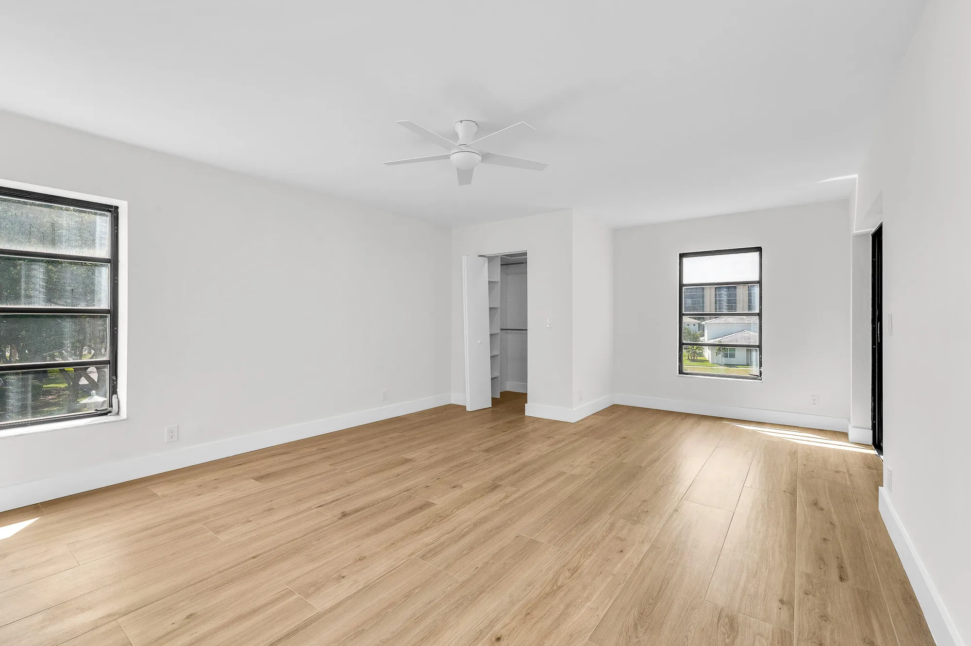 Property Slideshow image 9 of 17 | 7290 kinghurst dr 301, Delray Beach, FL, 33446