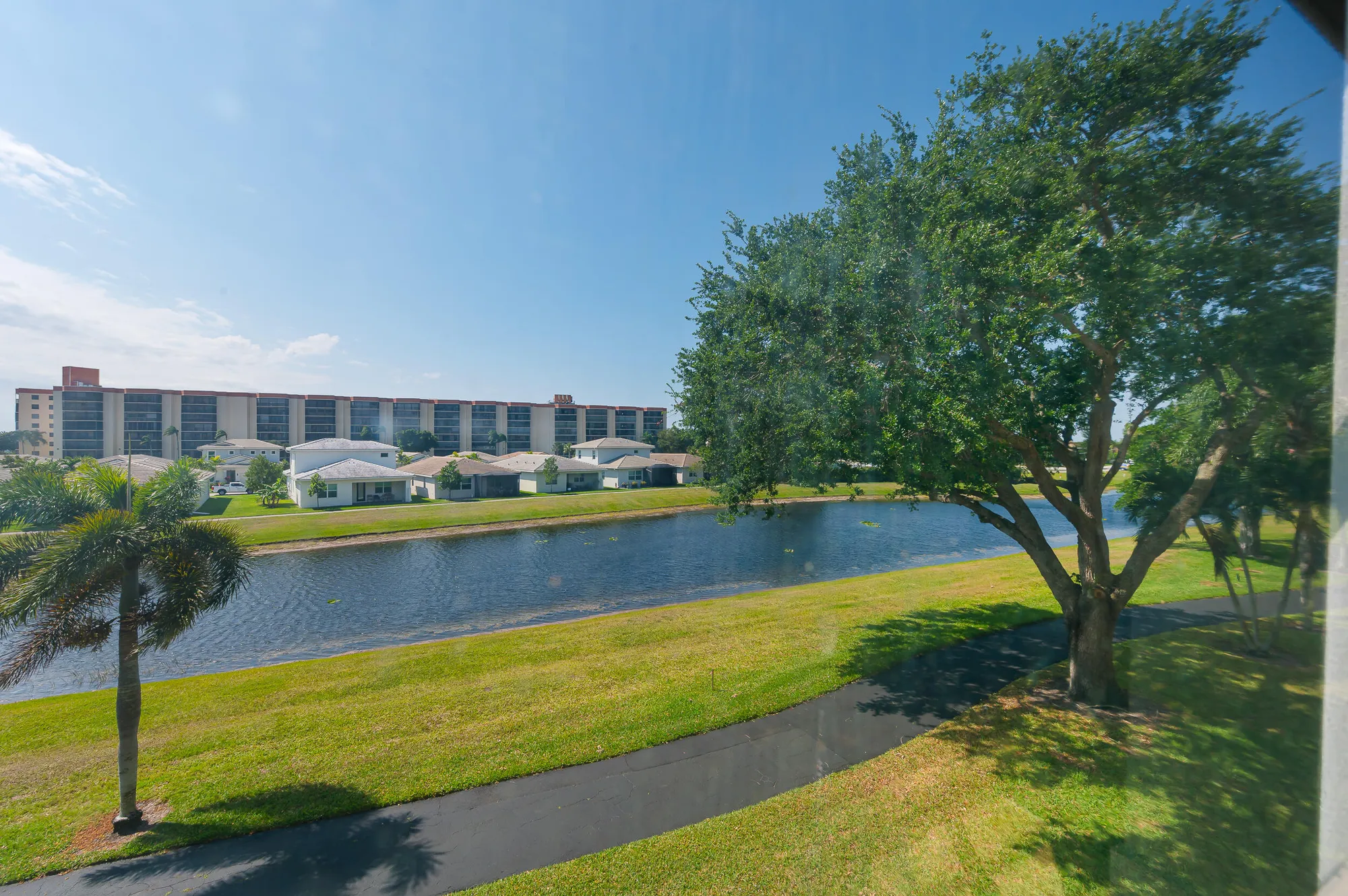 Property Slideshow image 15 of 17 | 7290 kinghurst dr 301, Delray Beach, FL, 33446