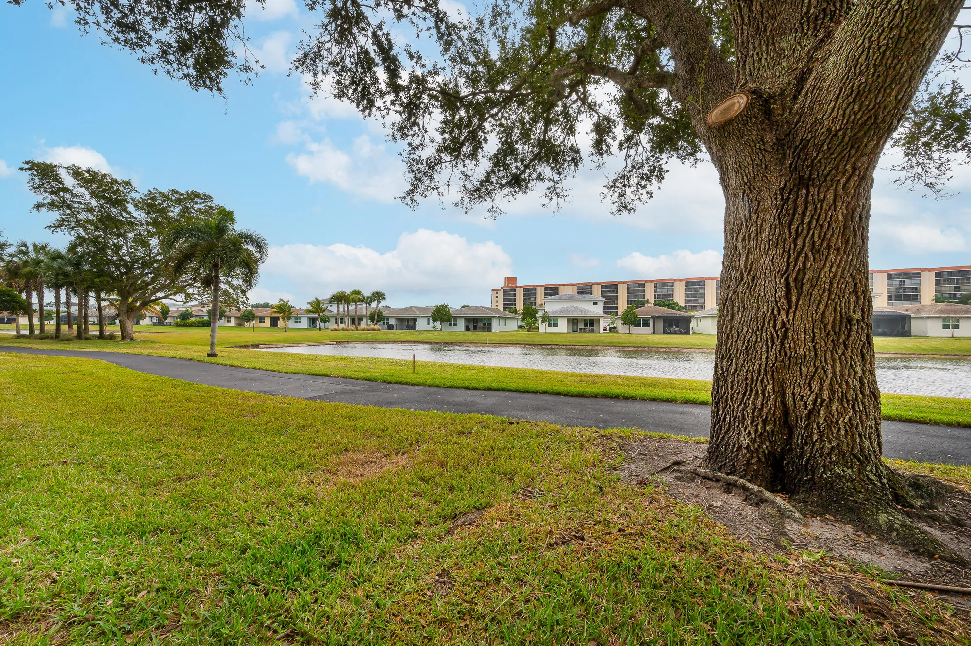 Property Slideshow image 15 of 16 | 7290 kinghurst dr apt 102, Delray Beach, FL, 33446