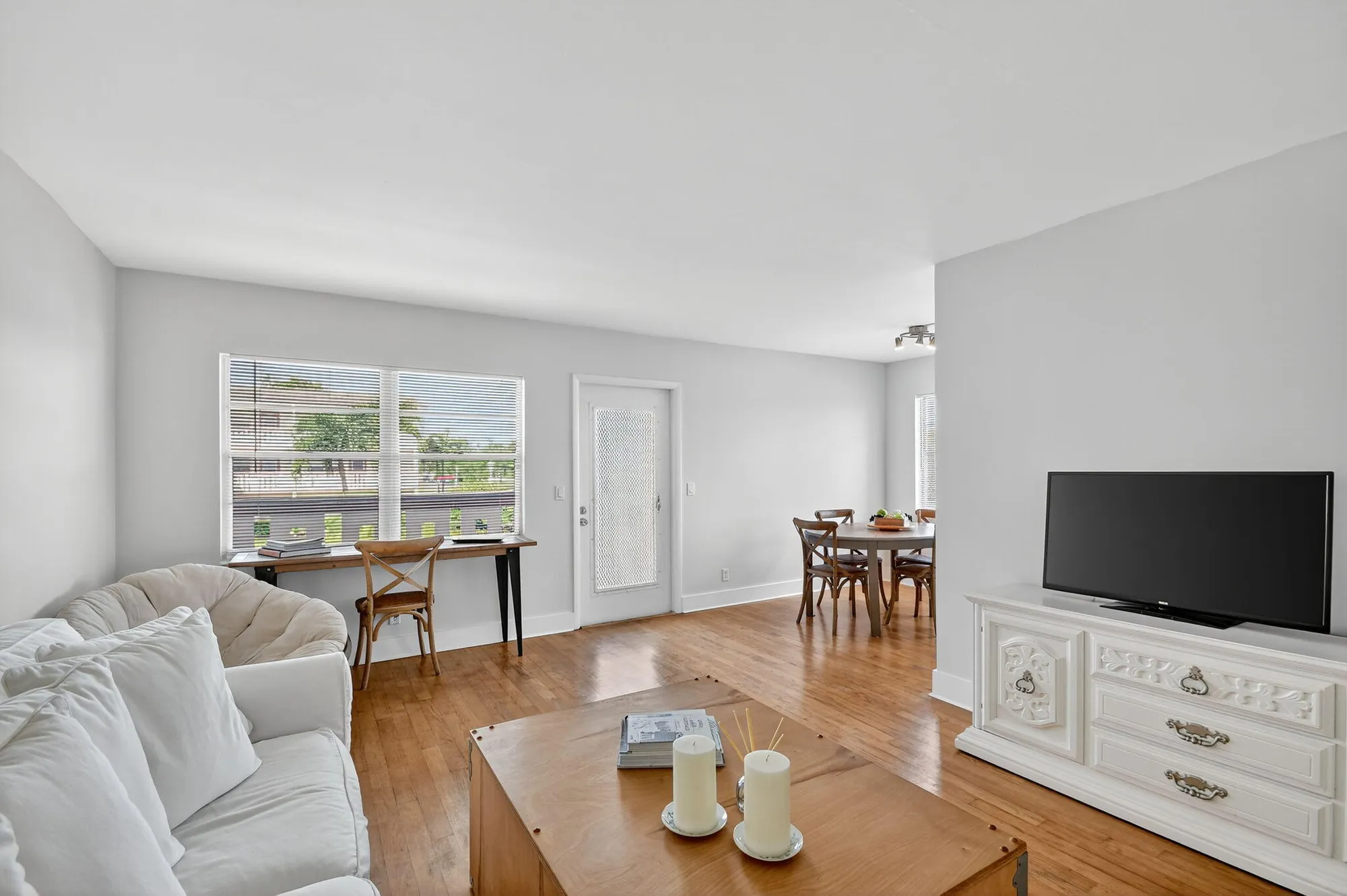 Property Slideshow image 8 of 43 | 280 preston g g, Boca Raton, FL, 33434