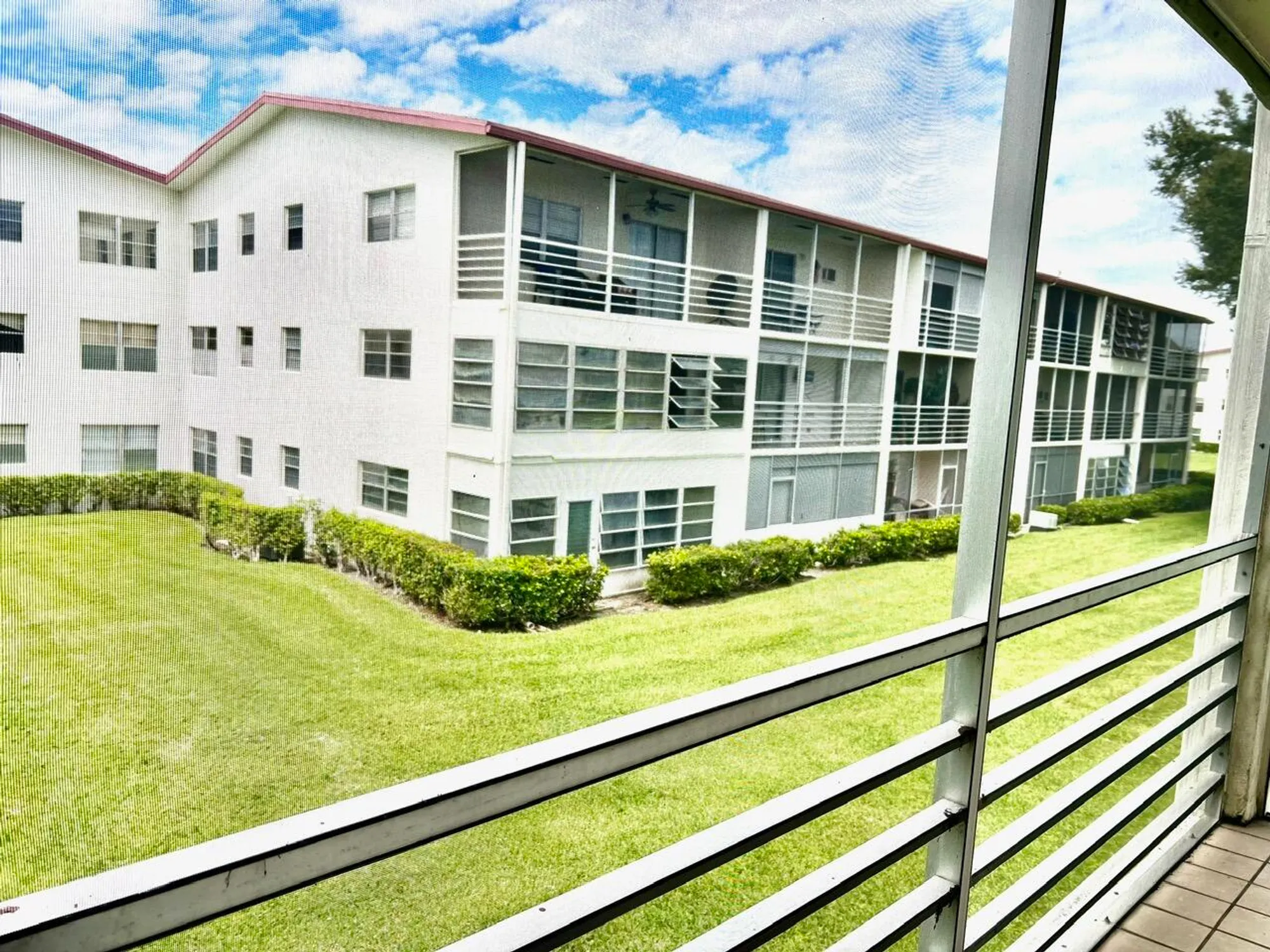 Property Slideshow image 23 of 28 | 144 fanshaw d, Boca Raton, FL, 33434