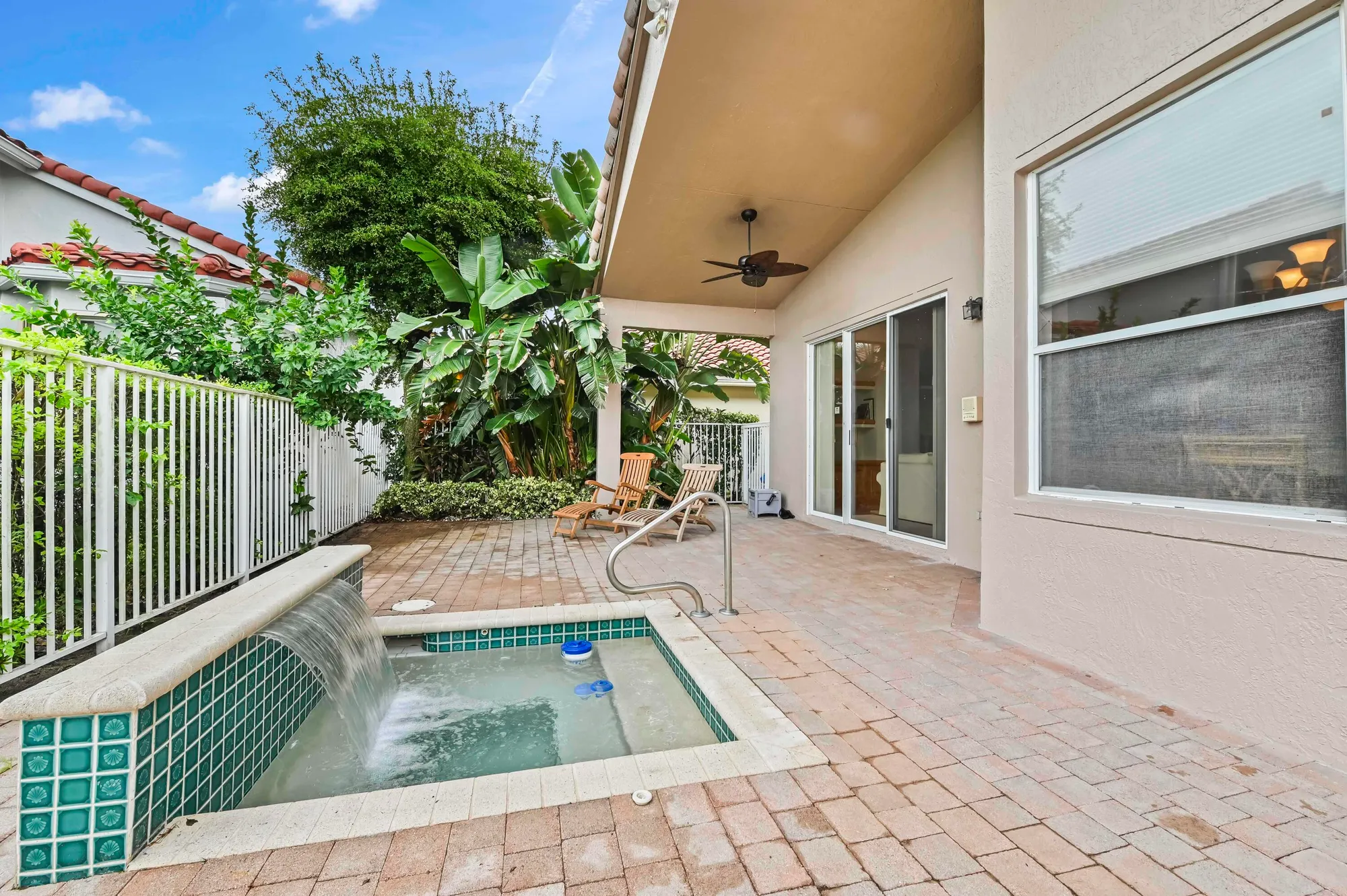 Property Slideshow image 34 of 59 | 6703 sherbrook dr, Boynton Beach, FL, 33437