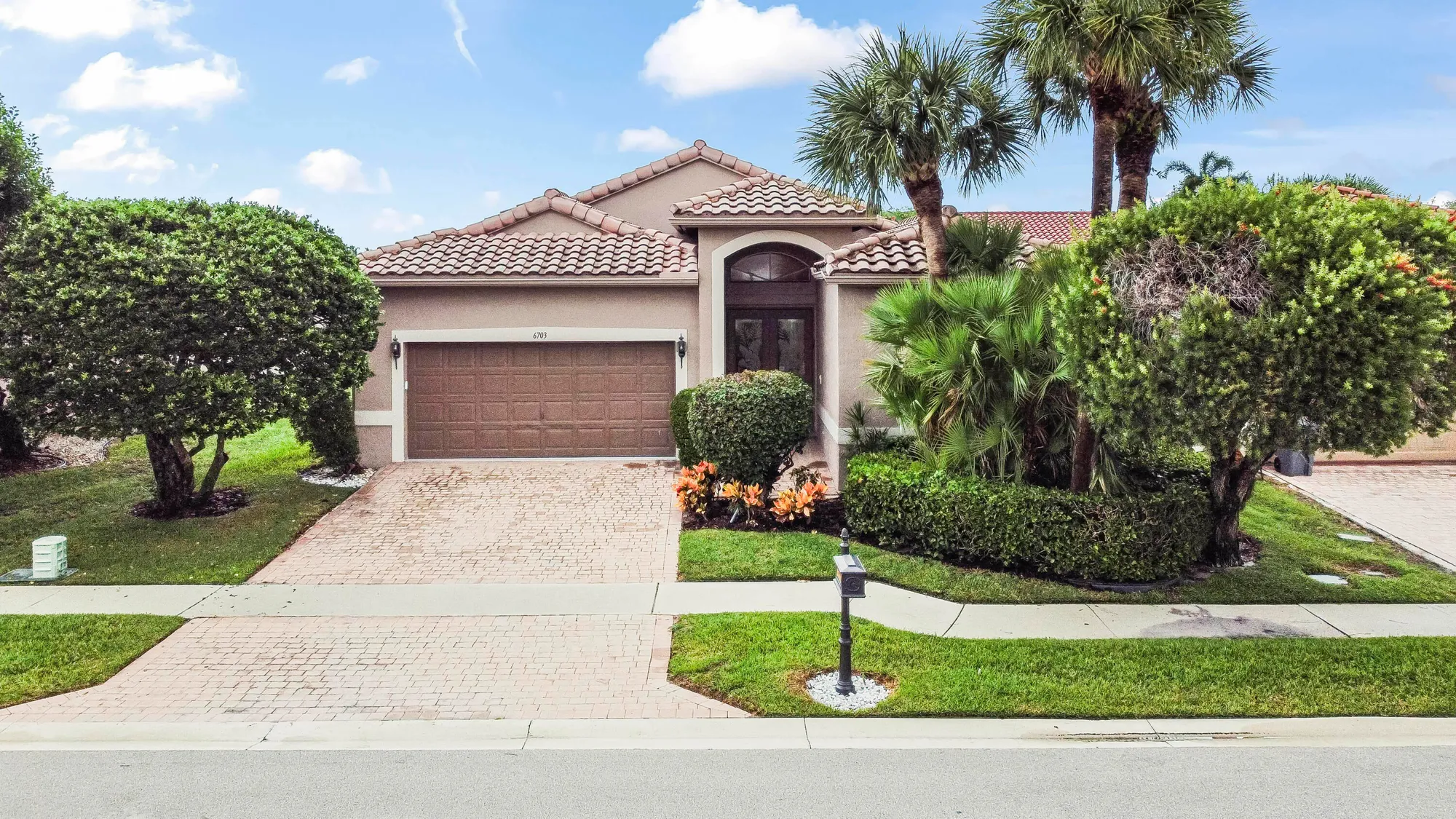 Property Slideshow image 36 of 59 | 6703 sherbrook dr, Boynton Beach, FL, 33437