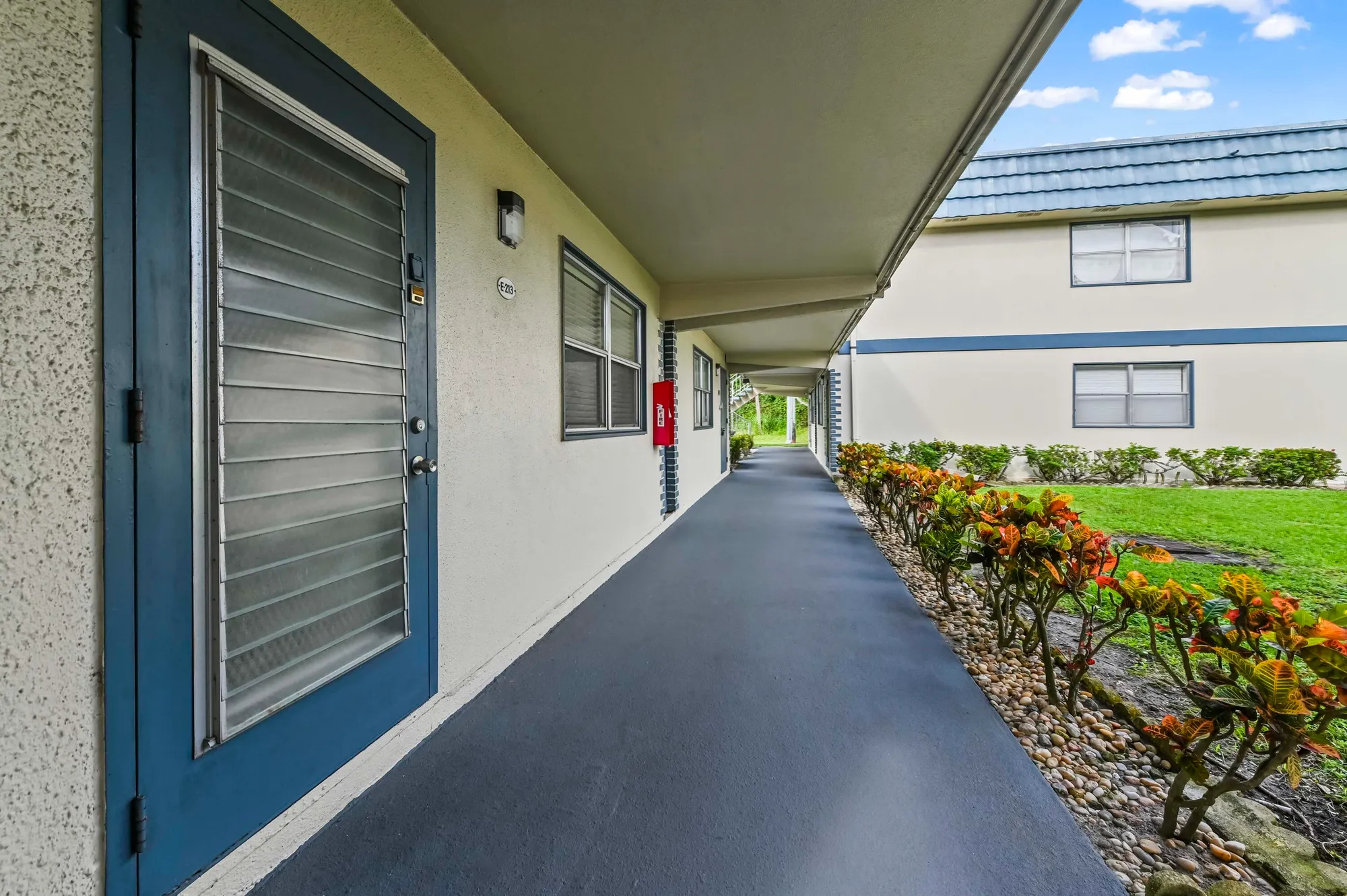 Property Slideshow image 3 of 39 | 213 brittany, Delray Beach, FL, 33446