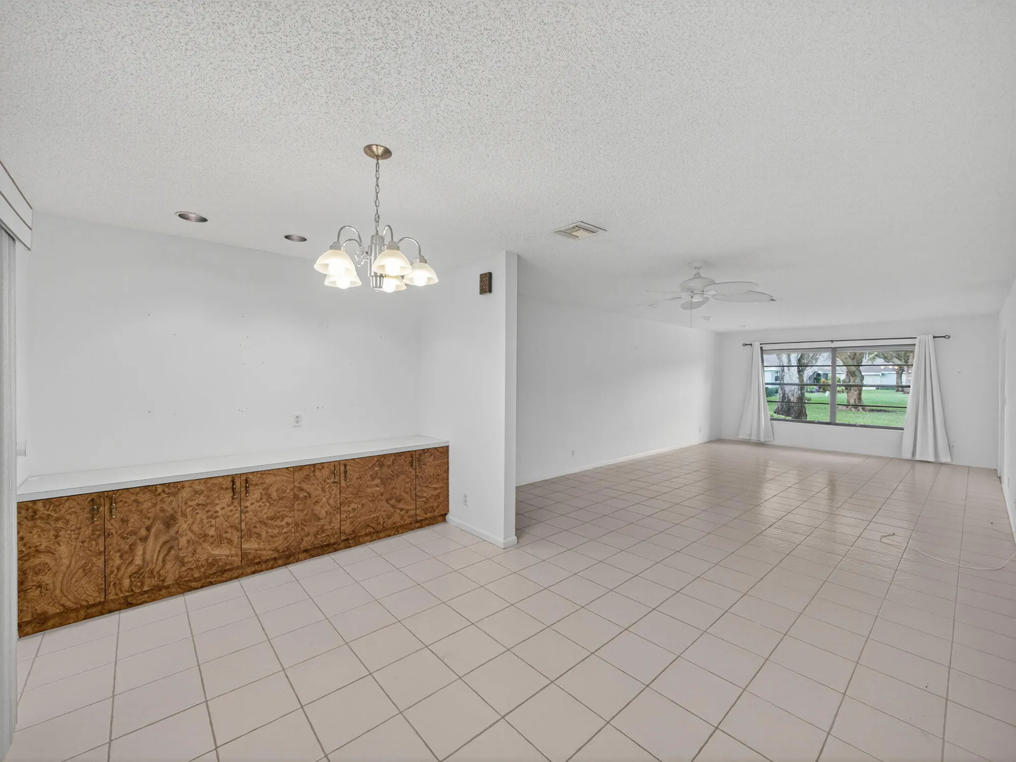 Property Slideshow image 7 of 25 | 4355 cedar tree pl b, Boynton Beach, FL, 33436