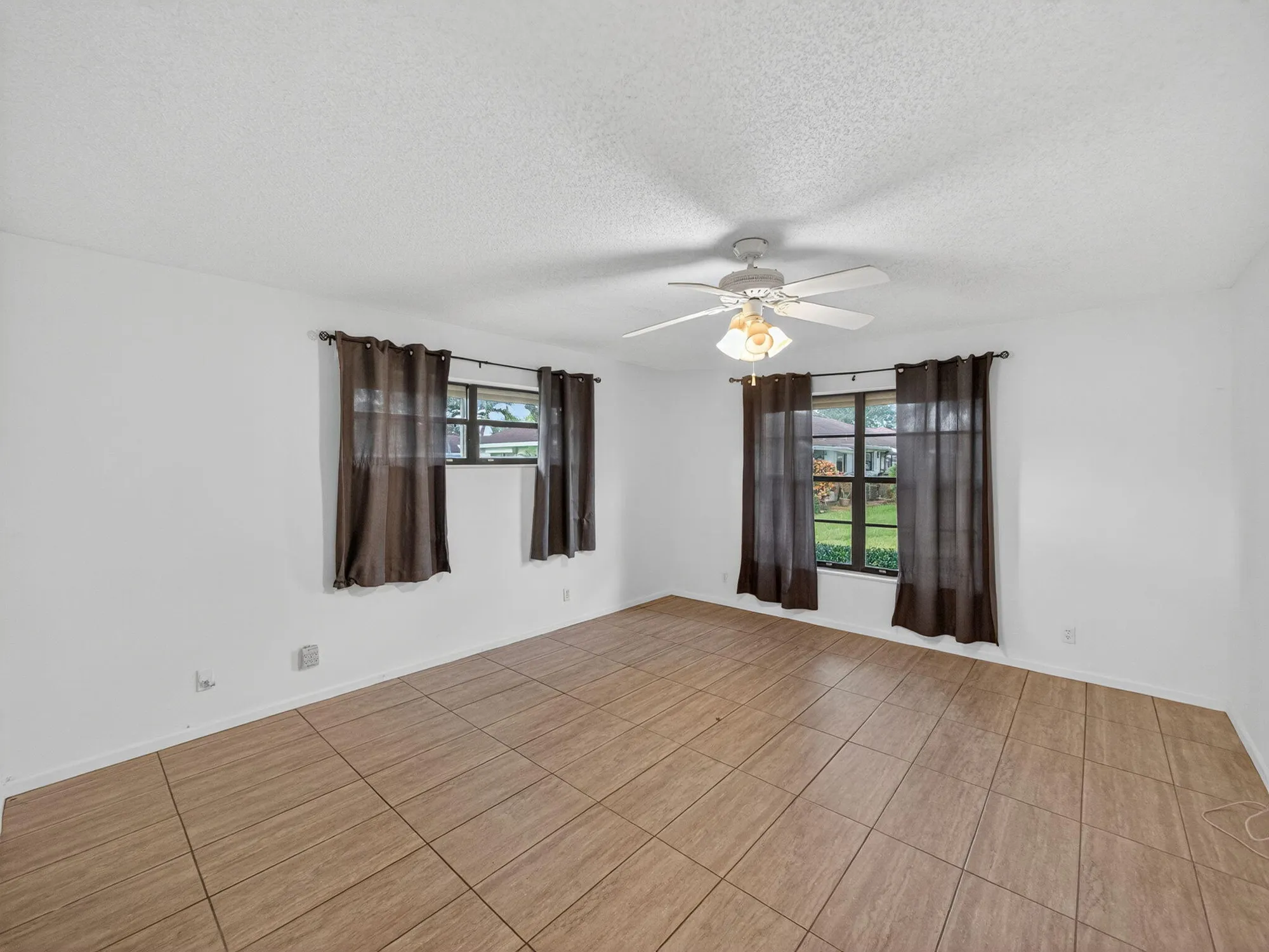 Property Slideshow image 14 of 25 | 4355 cedar tree pl b, Boynton Beach, FL, 33436