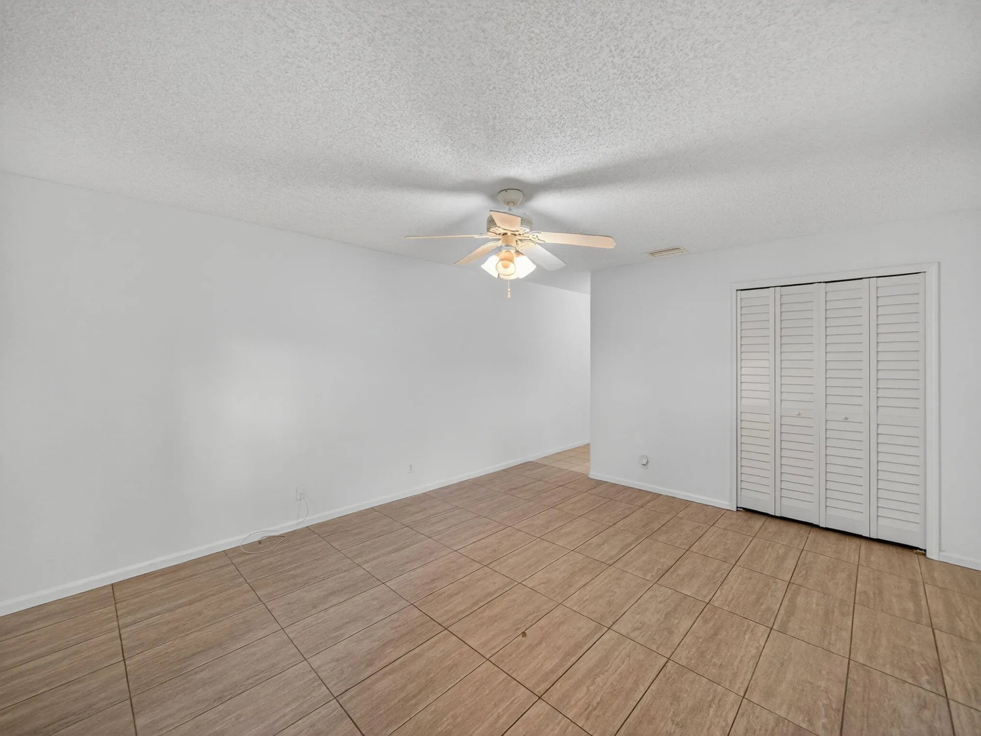 Property Slideshow image 16 of 25 | 4355 cedar tree pl b, Boynton Beach, FL, 33436