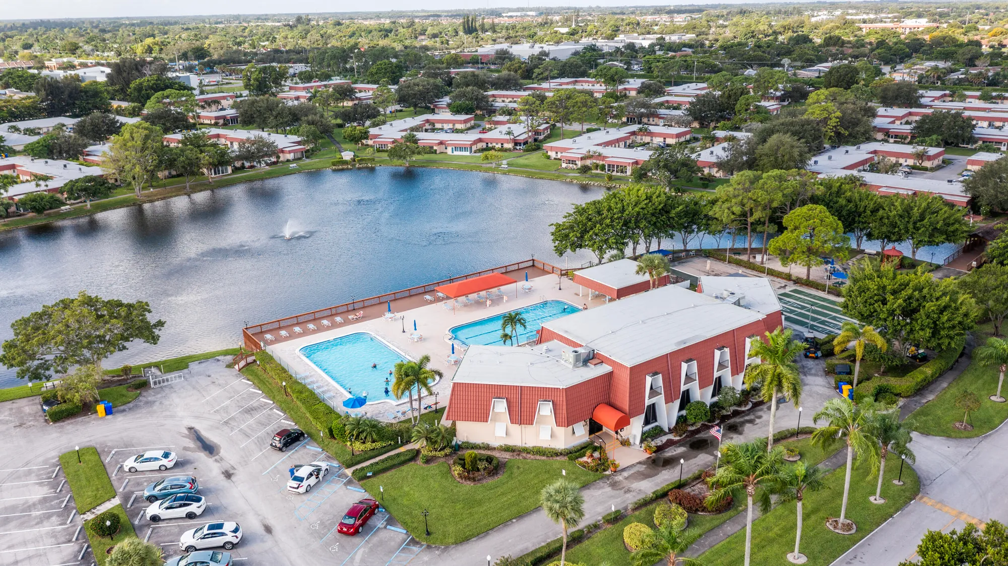 Property Slideshow image 33 of 39 | 811 salem ln, Lake Worth, FL, 33467