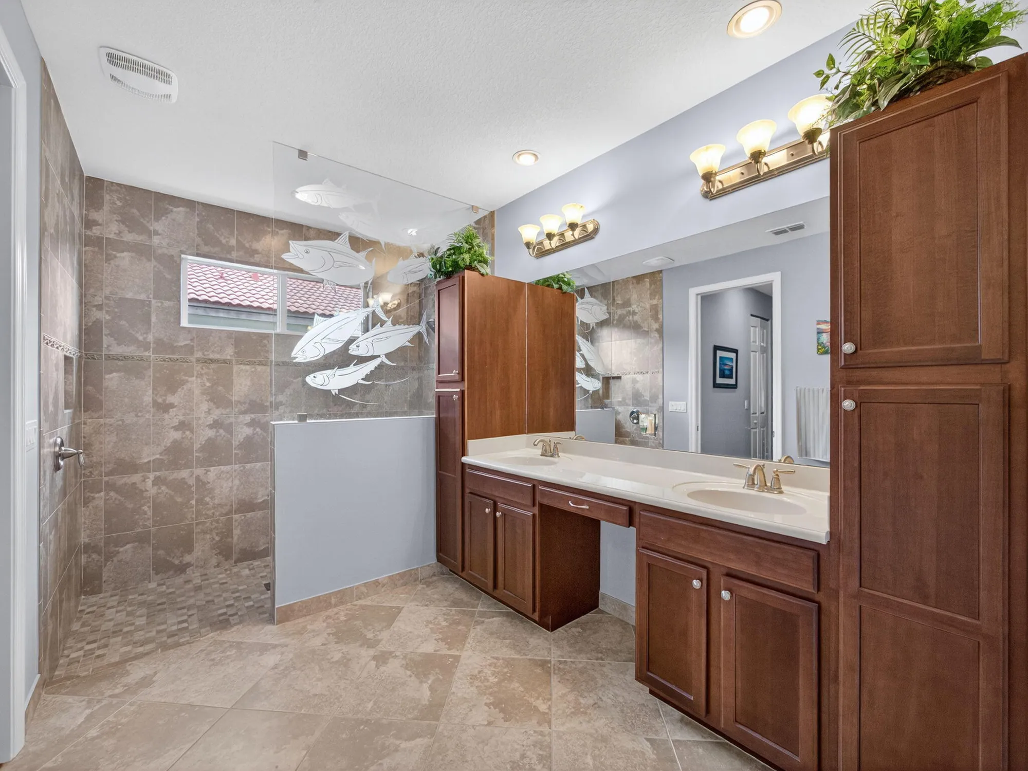 Property Slideshow image 17 of 106 | 11894 sw crestwood cir, Port Saint Lucie, FL, 34987