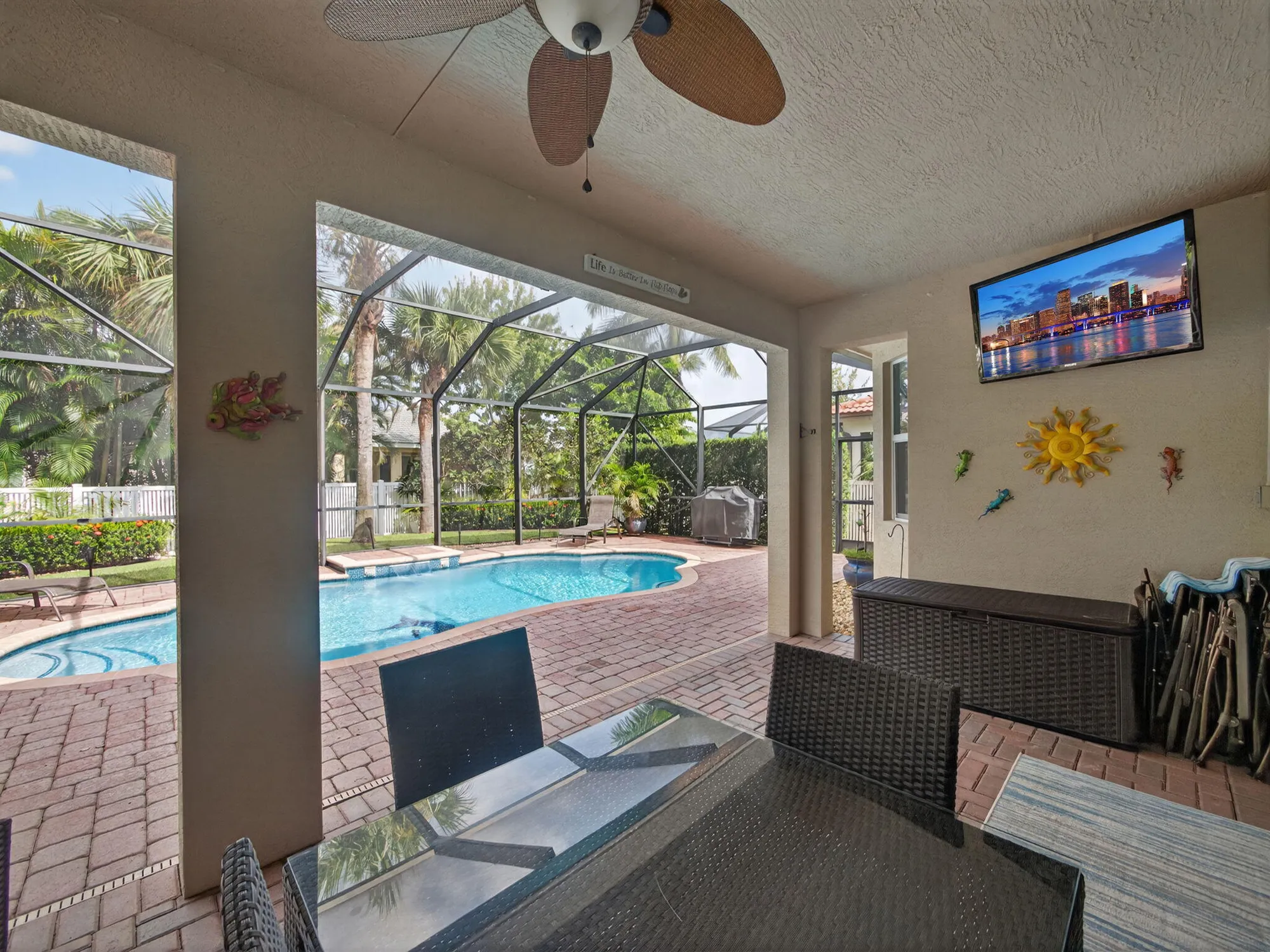 Property Slideshow image 22 of 106 | 11894 sw crestwood cir, Port Saint Lucie, FL, 34987
