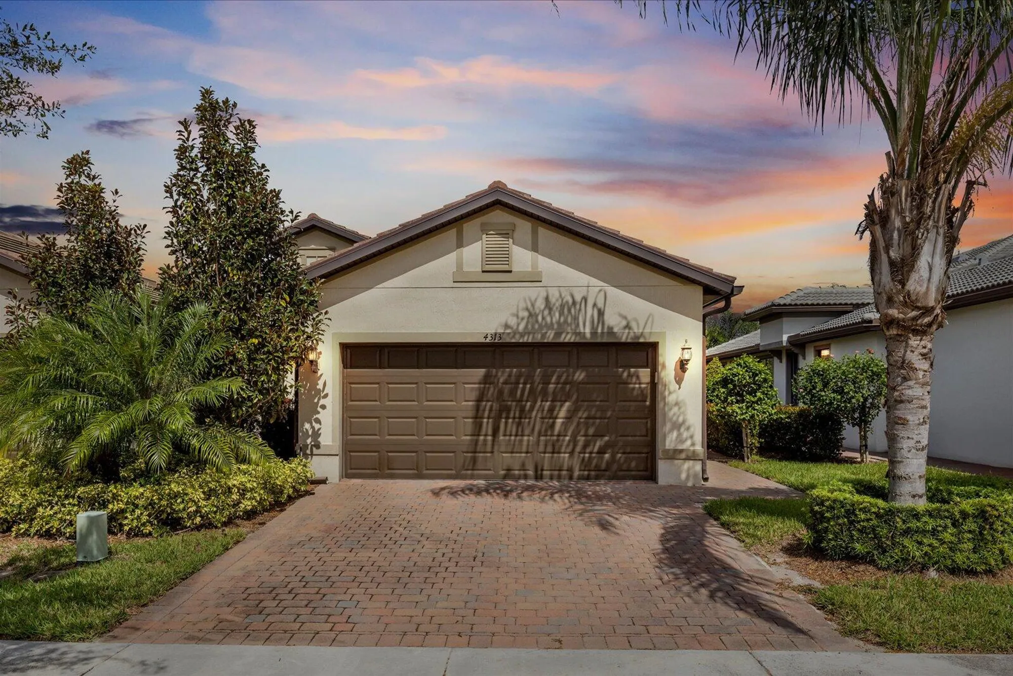 Property Slideshow image 5 of 53 | 4313 beauty leaf cir, Vero Beach, FL, 32967