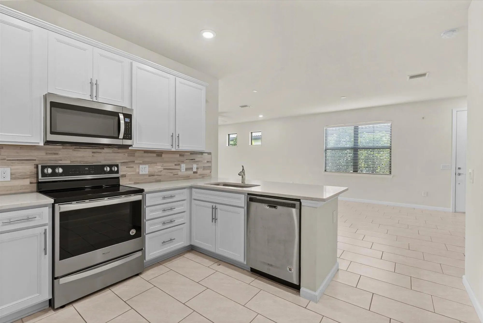 Property Slideshow image 13 of 53 | 4313 beauty leaf cir, Vero Beach, FL, 32967