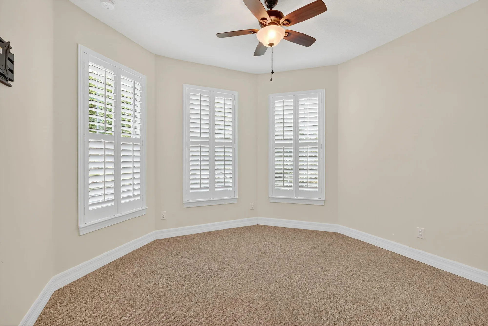 Property Slideshow image 15 of 64 | 12952 sw aureolian ln, Port Saint Lucie, FL, 34987