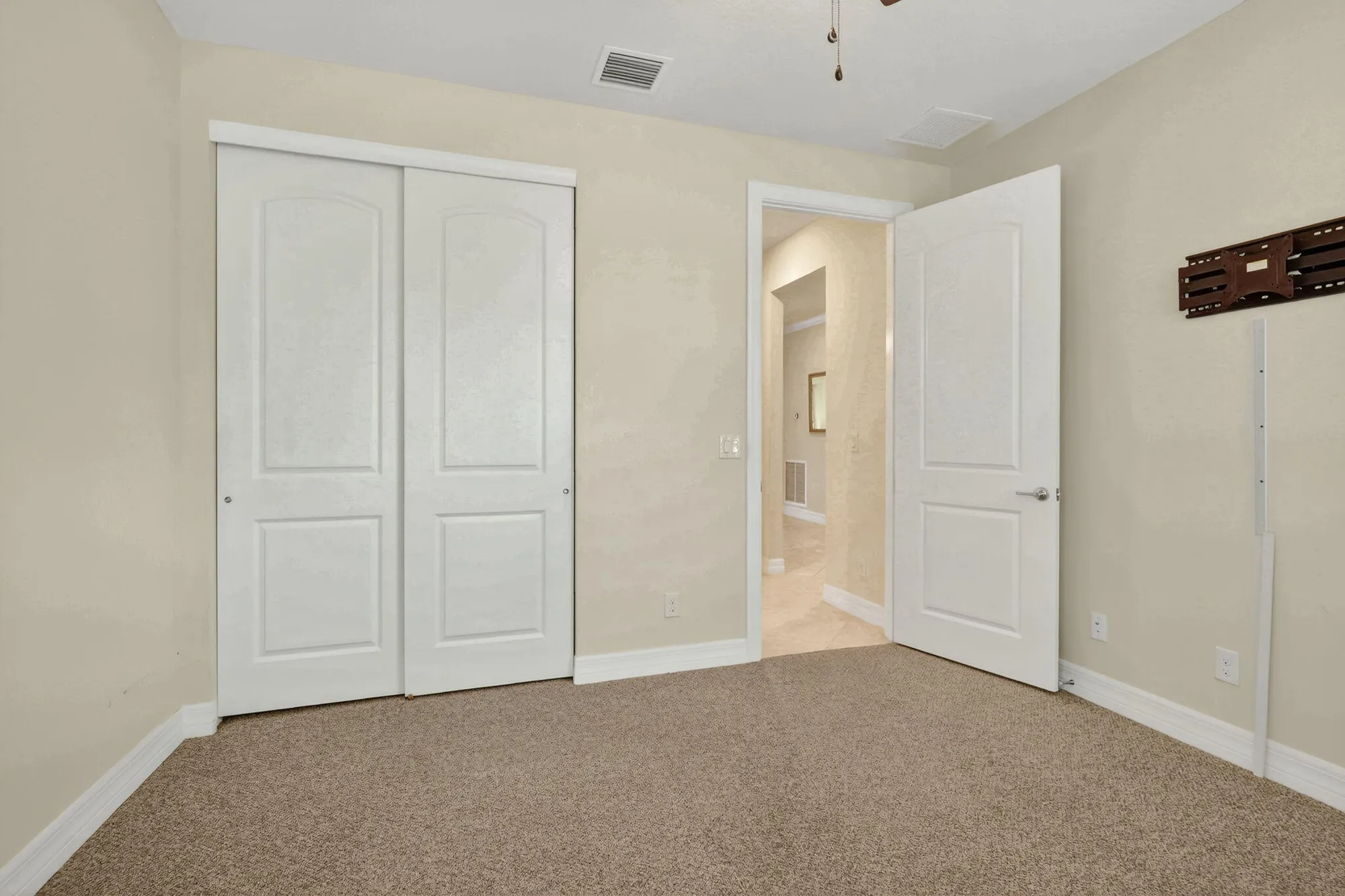 Property Slideshow image 16 of 64 | 12952 sw aureolian ln, Port Saint Lucie, FL, 34987