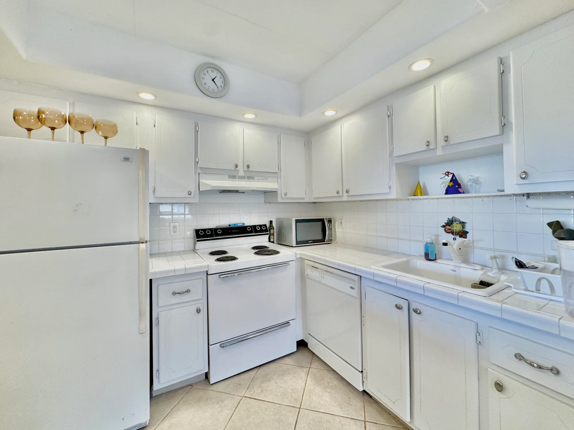 Property Slideshow image 13 of 32 | 43 brittany a, Delray Beach, FL, 33446