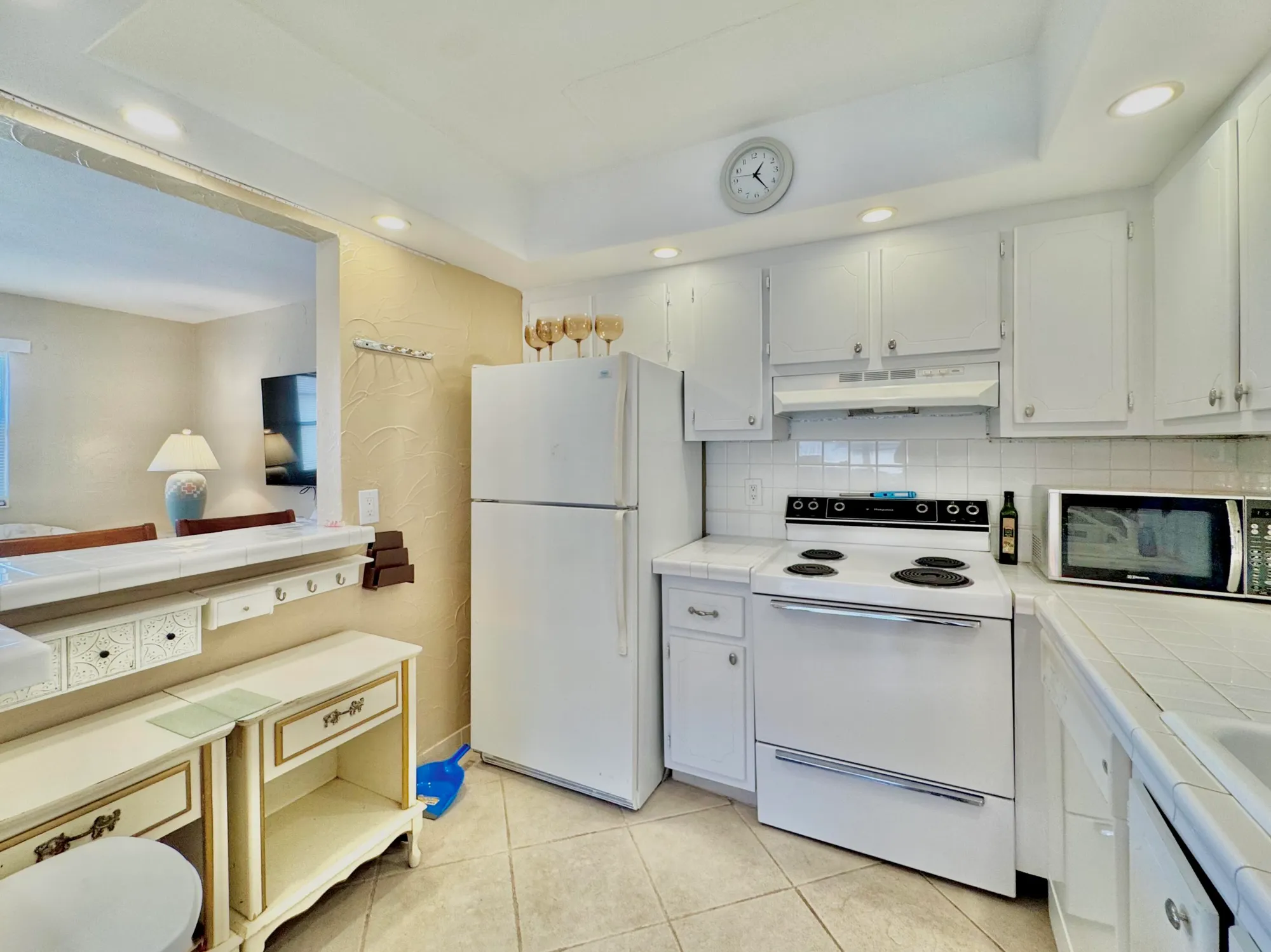 Property Slideshow image 12 of 32 | 43 brittany a, Delray Beach, FL, 33446